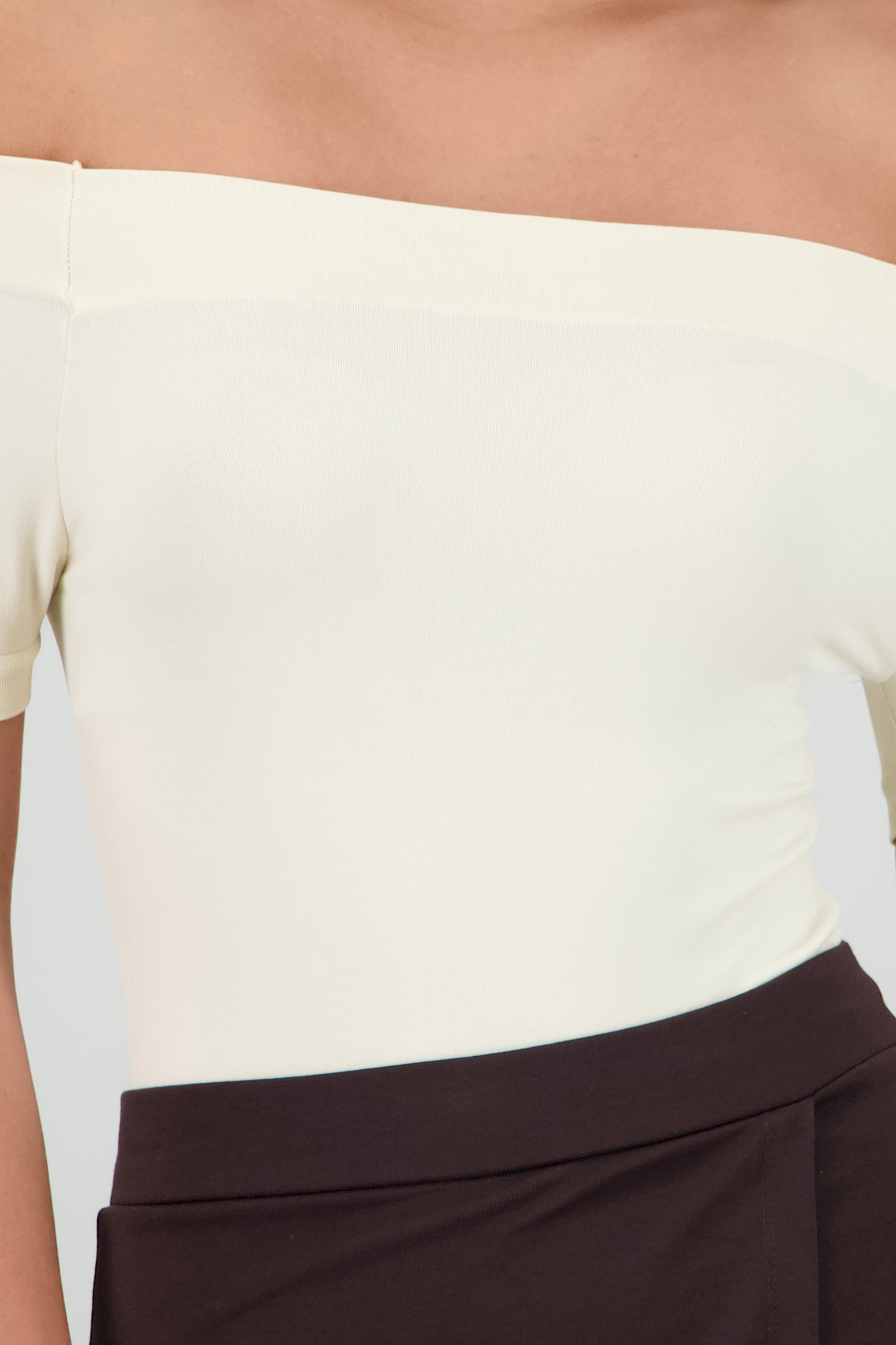 Bodysuit Liso Hombros Descubiertos