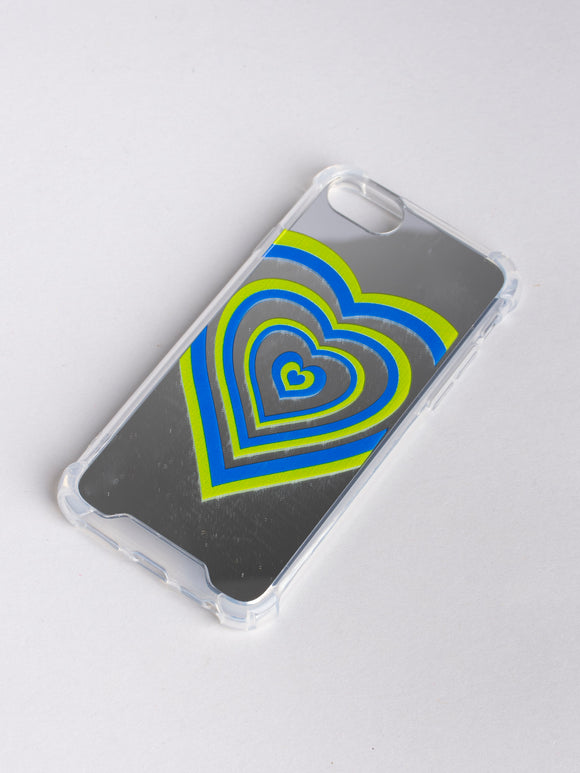 Funda celular i11 corazones retro multicolor