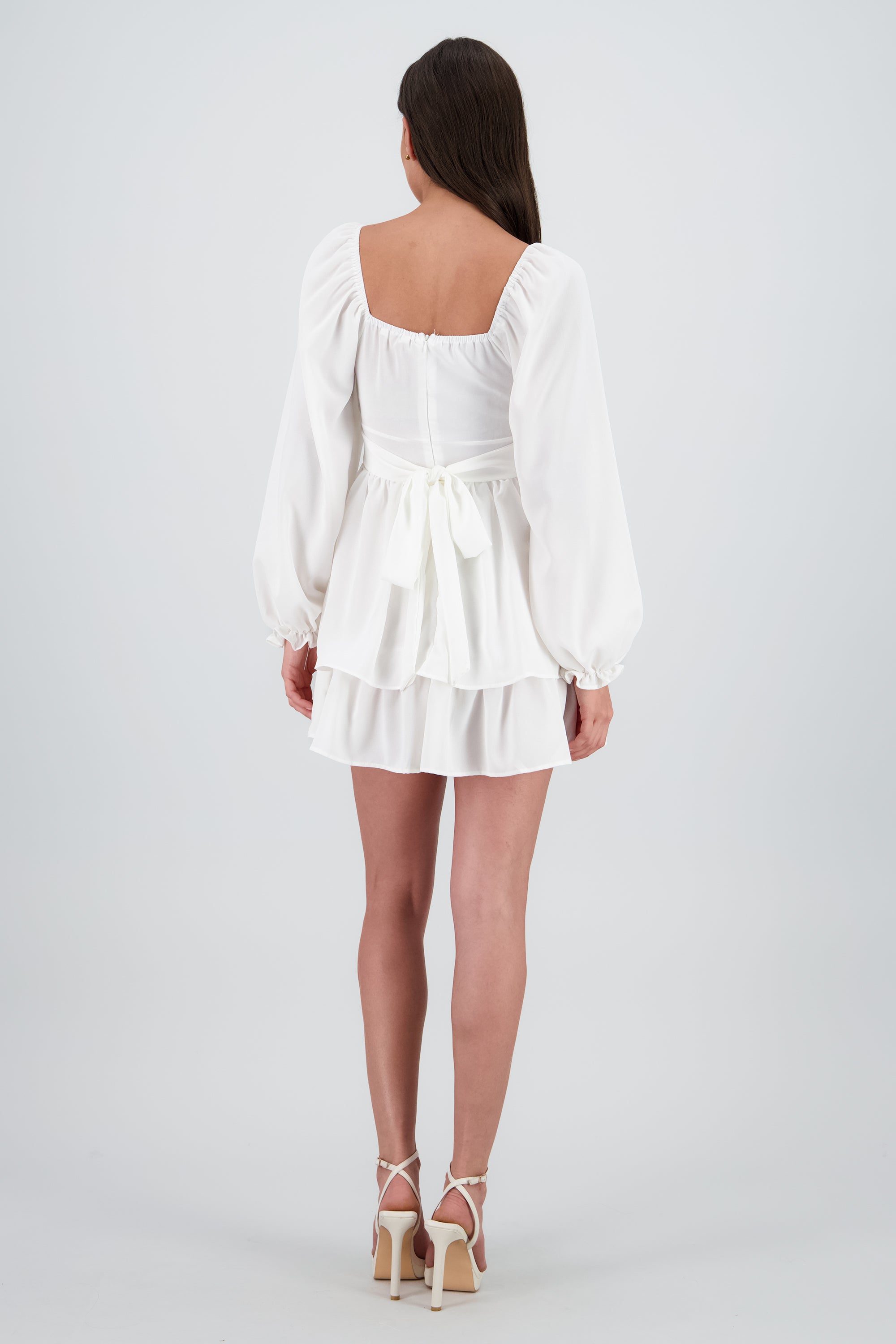 Vestido Mini Olanes Manga Larga