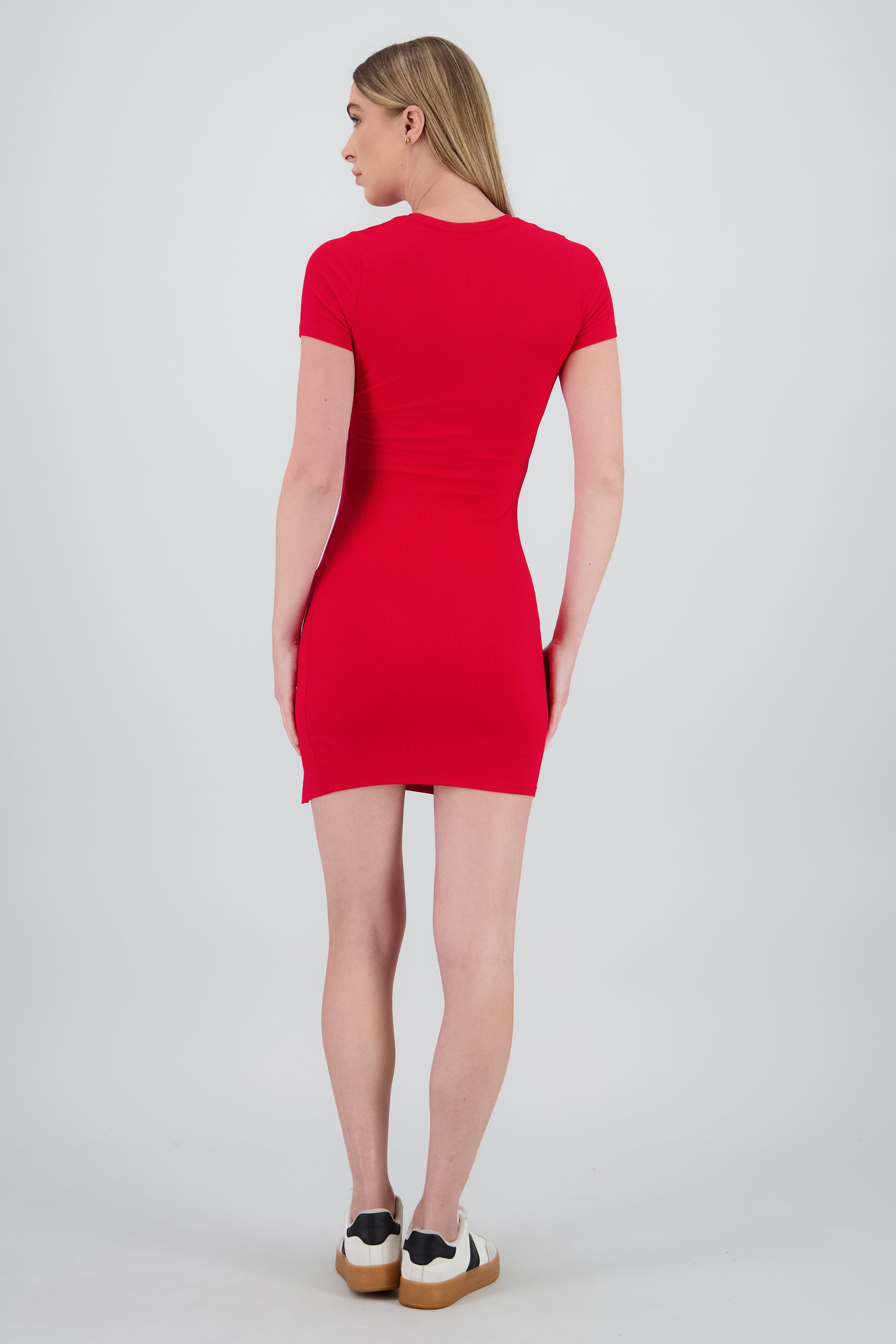 Vestido mini manga corta abertura