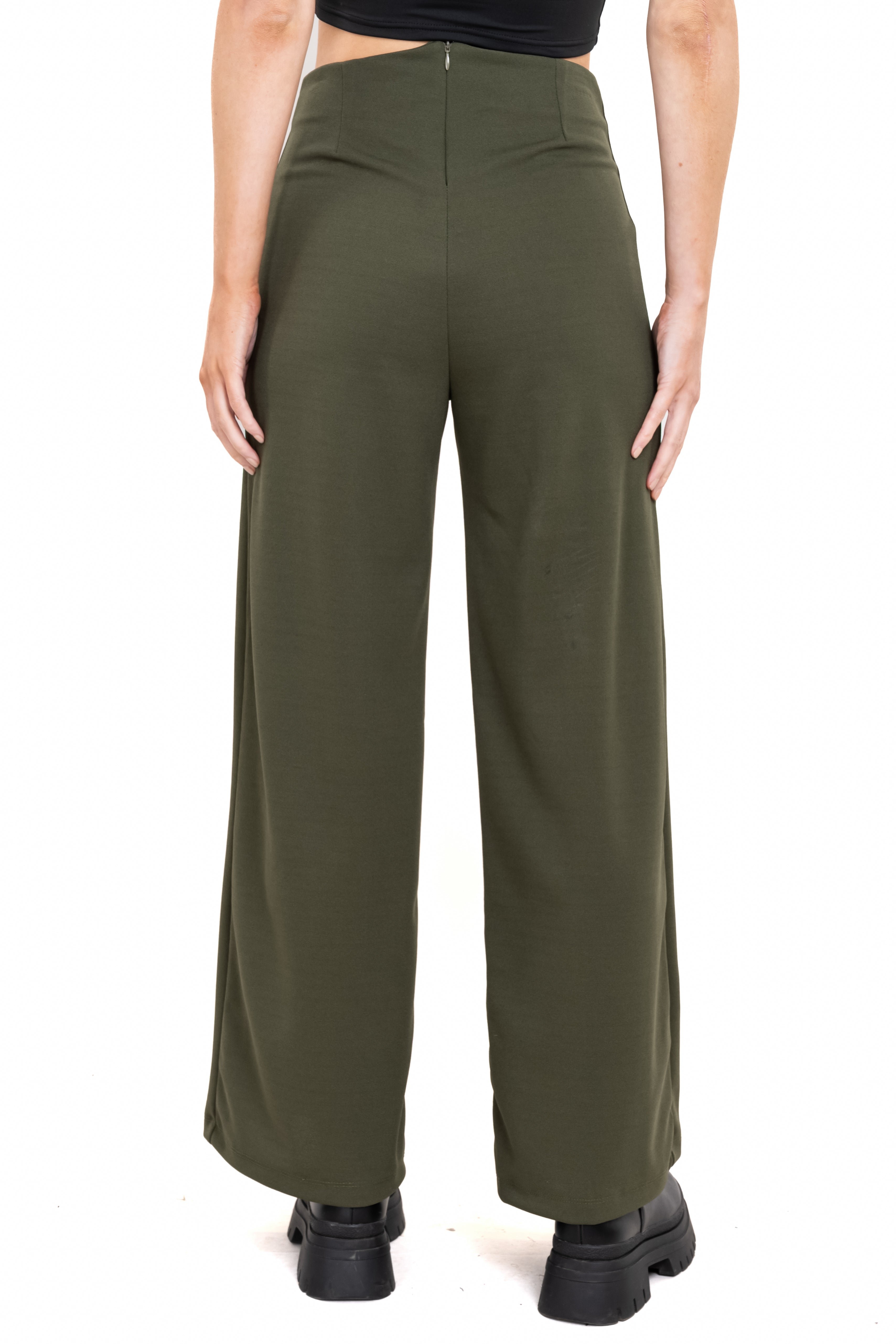 Pantalón Amplio Costura Frontal