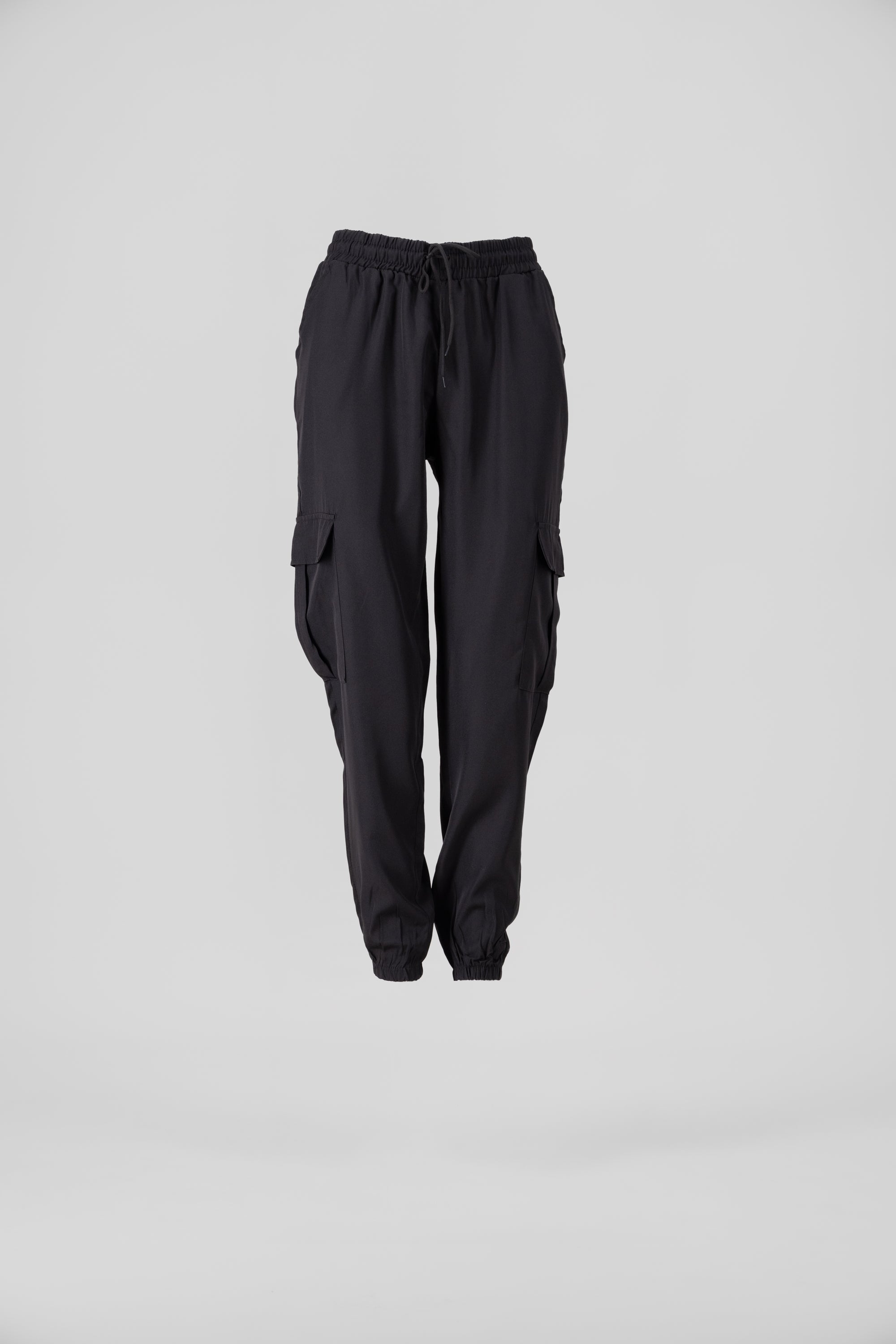Pantalón Cargo Monocolor Bolsas
