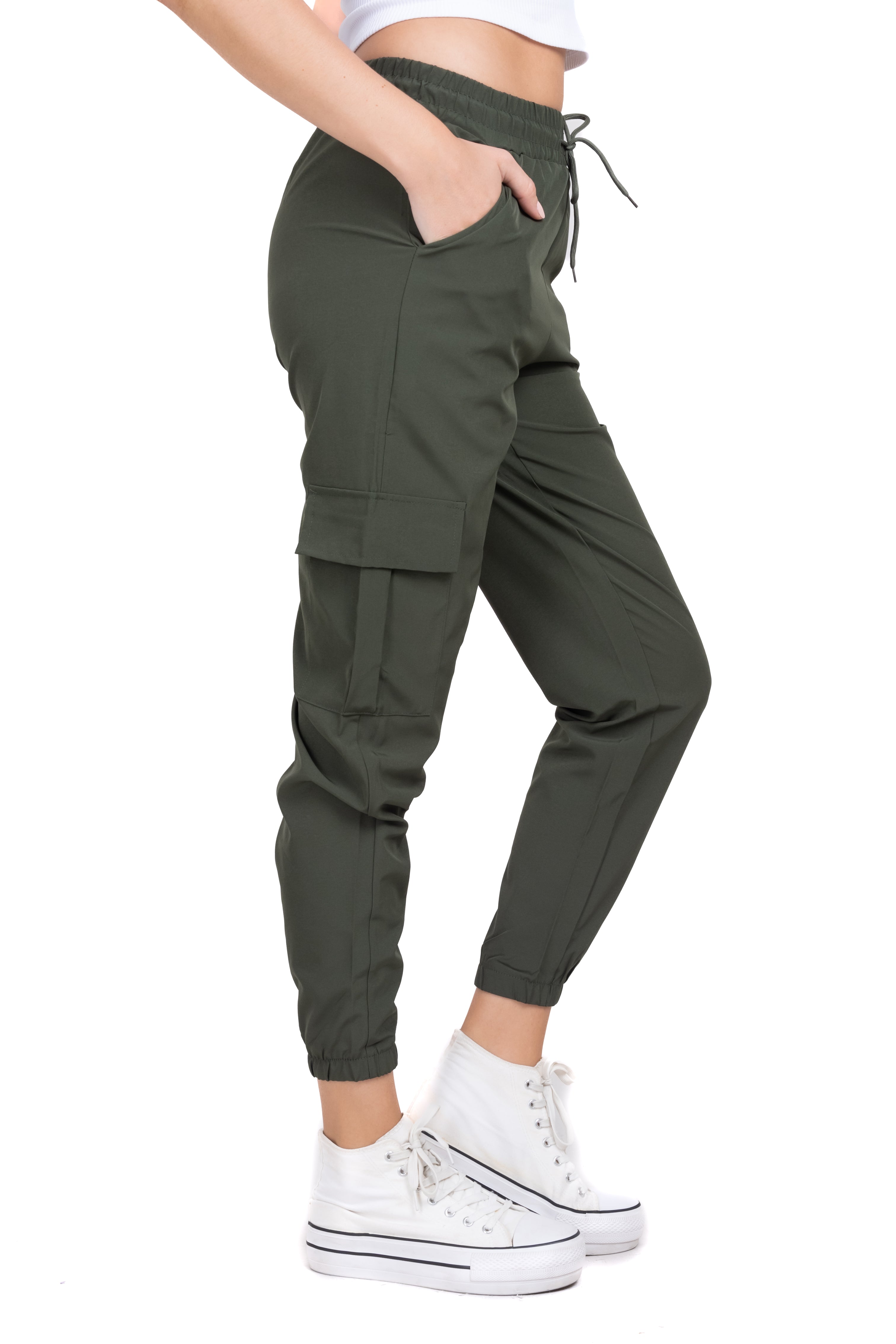Pantalón Cargo Monocolor Bolsas