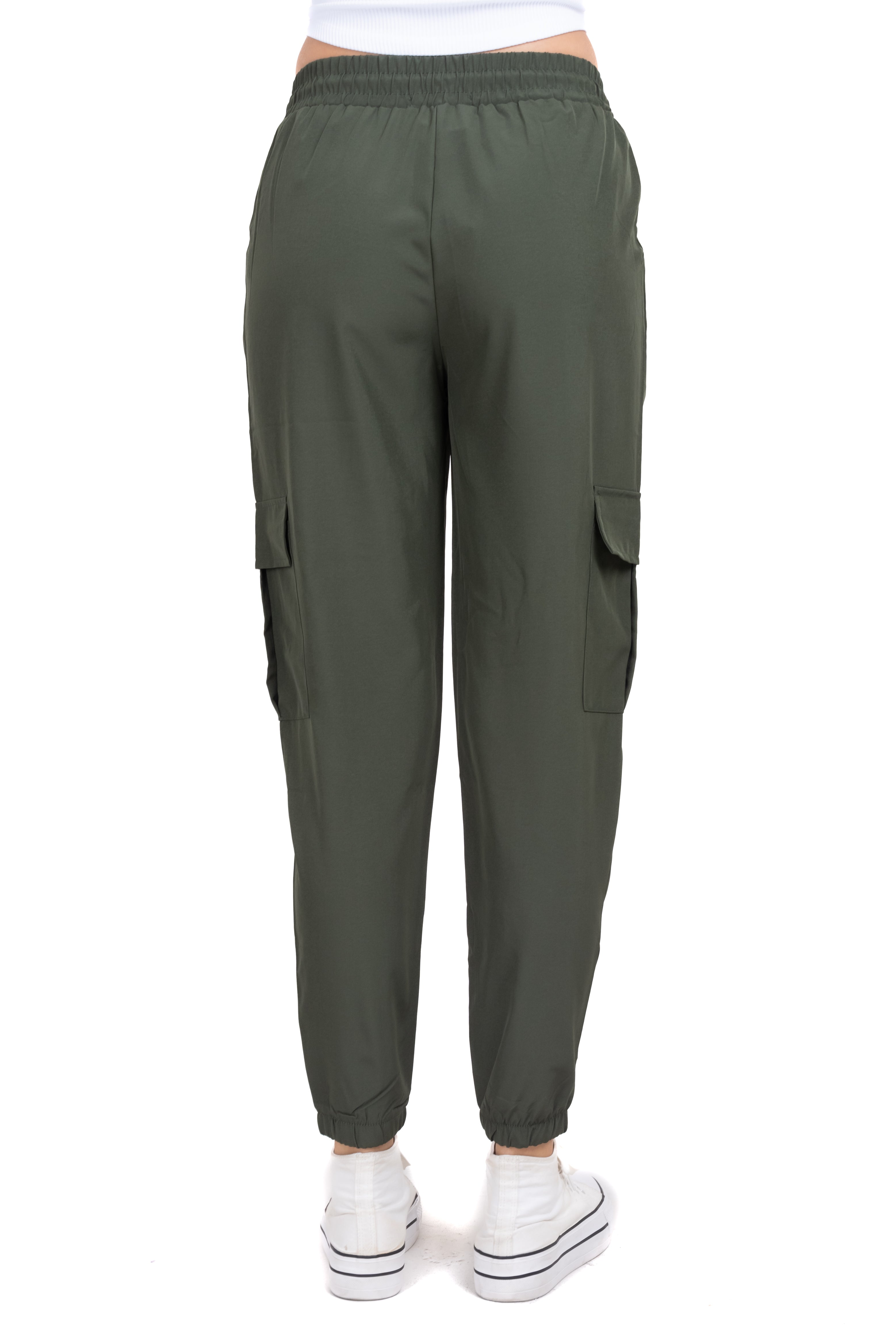 Pantalón Cargo Monocolor Bolsas