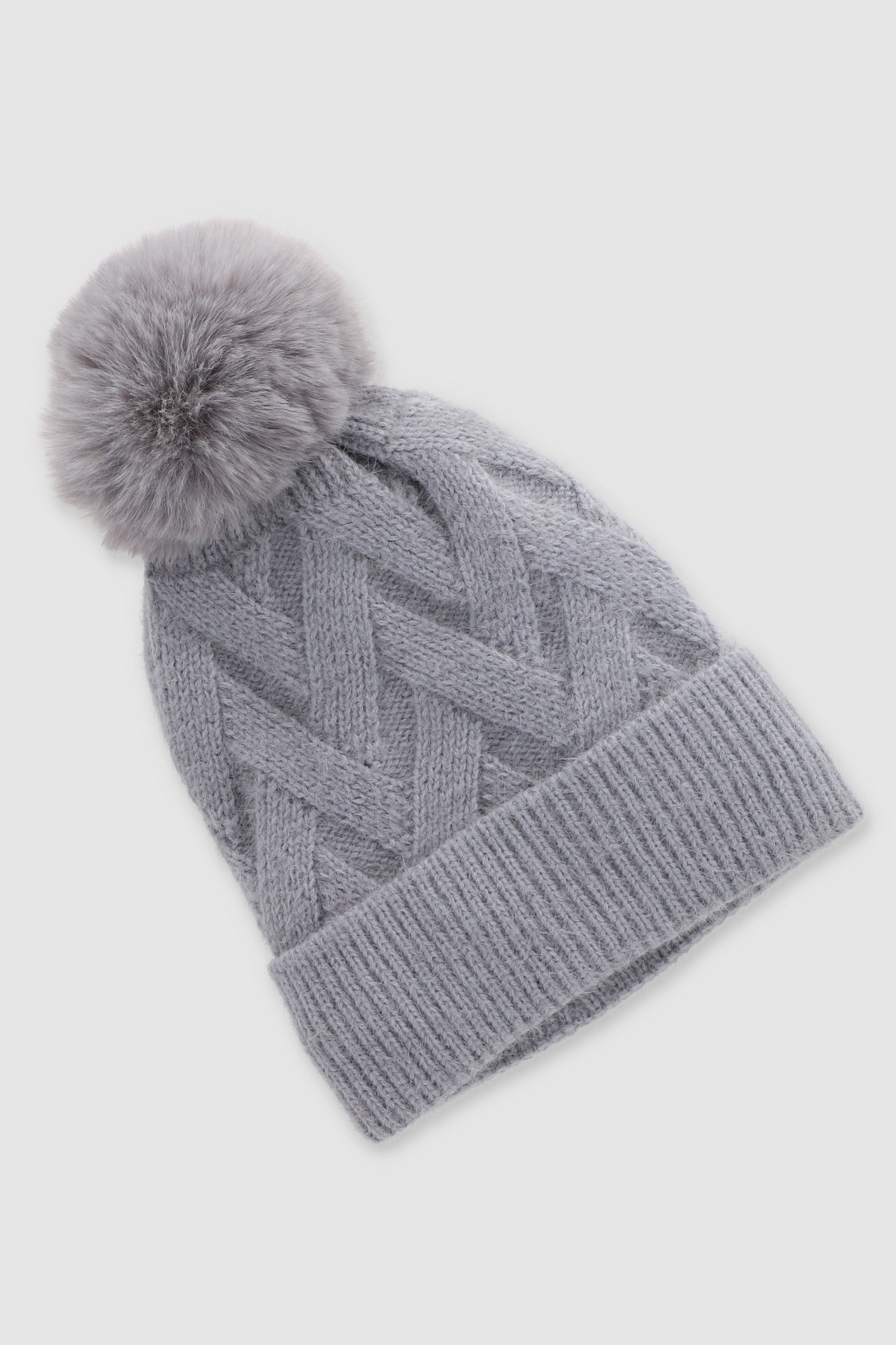 Gorro tejido pompón