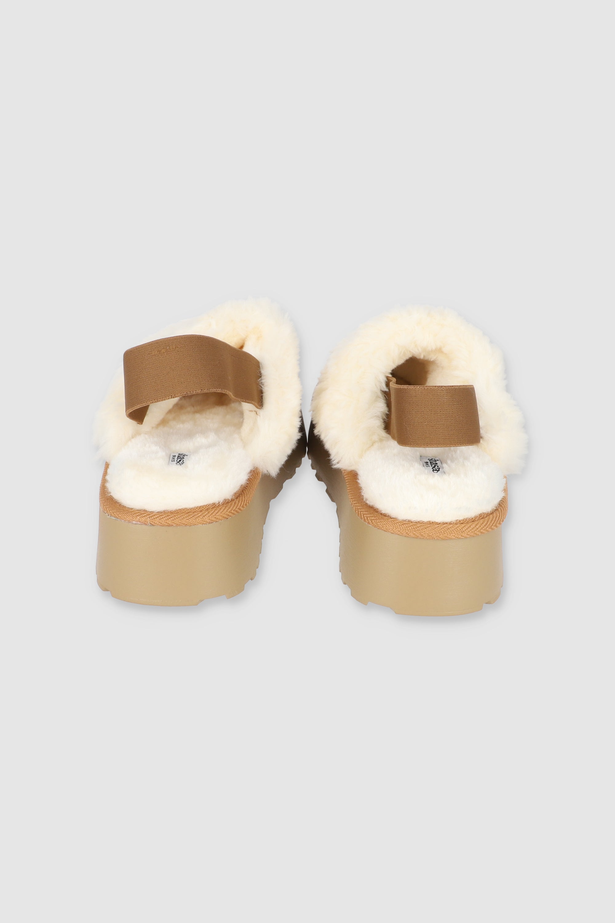 Panfufla peluche plataforma