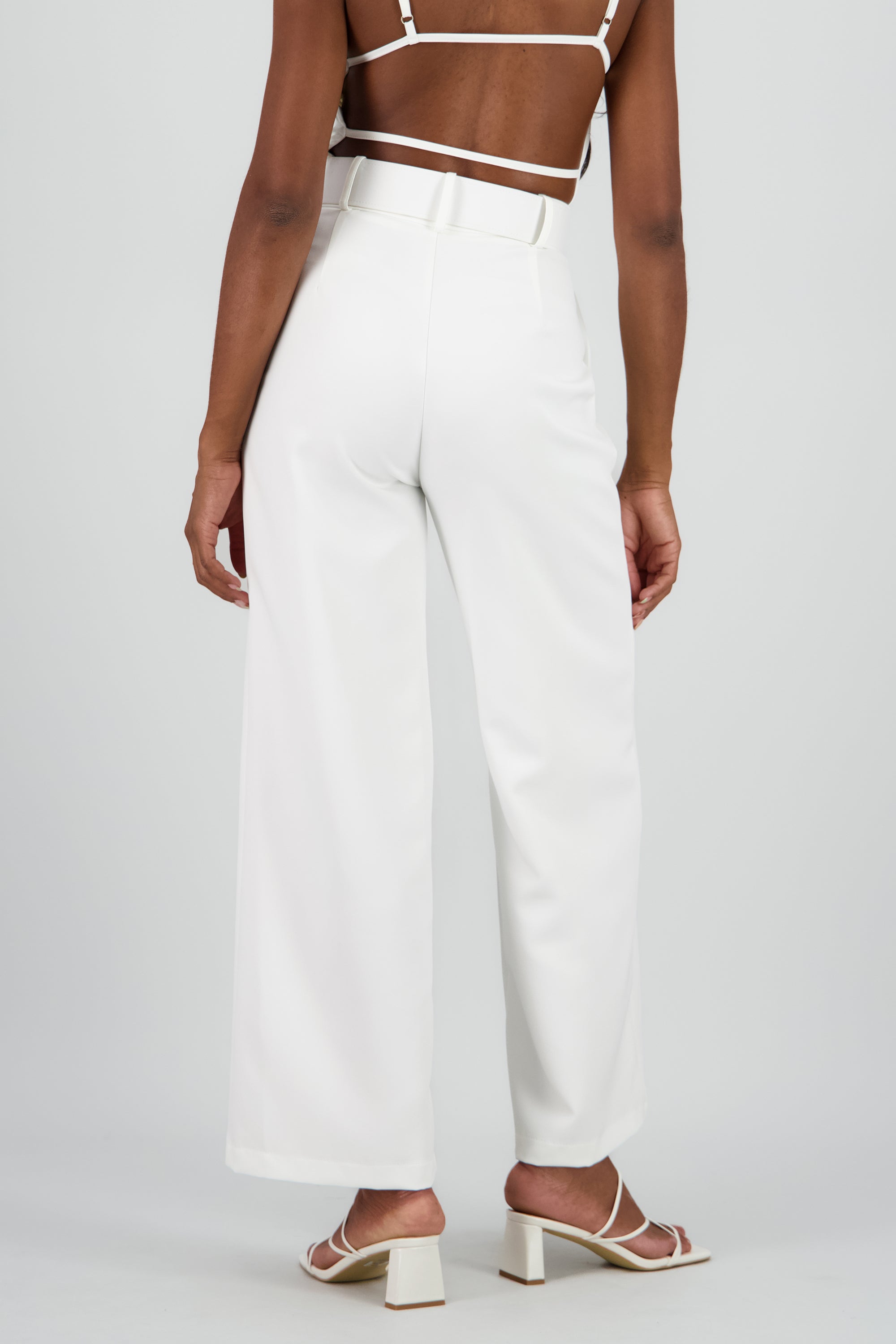 Pantalon Liso Cinturon