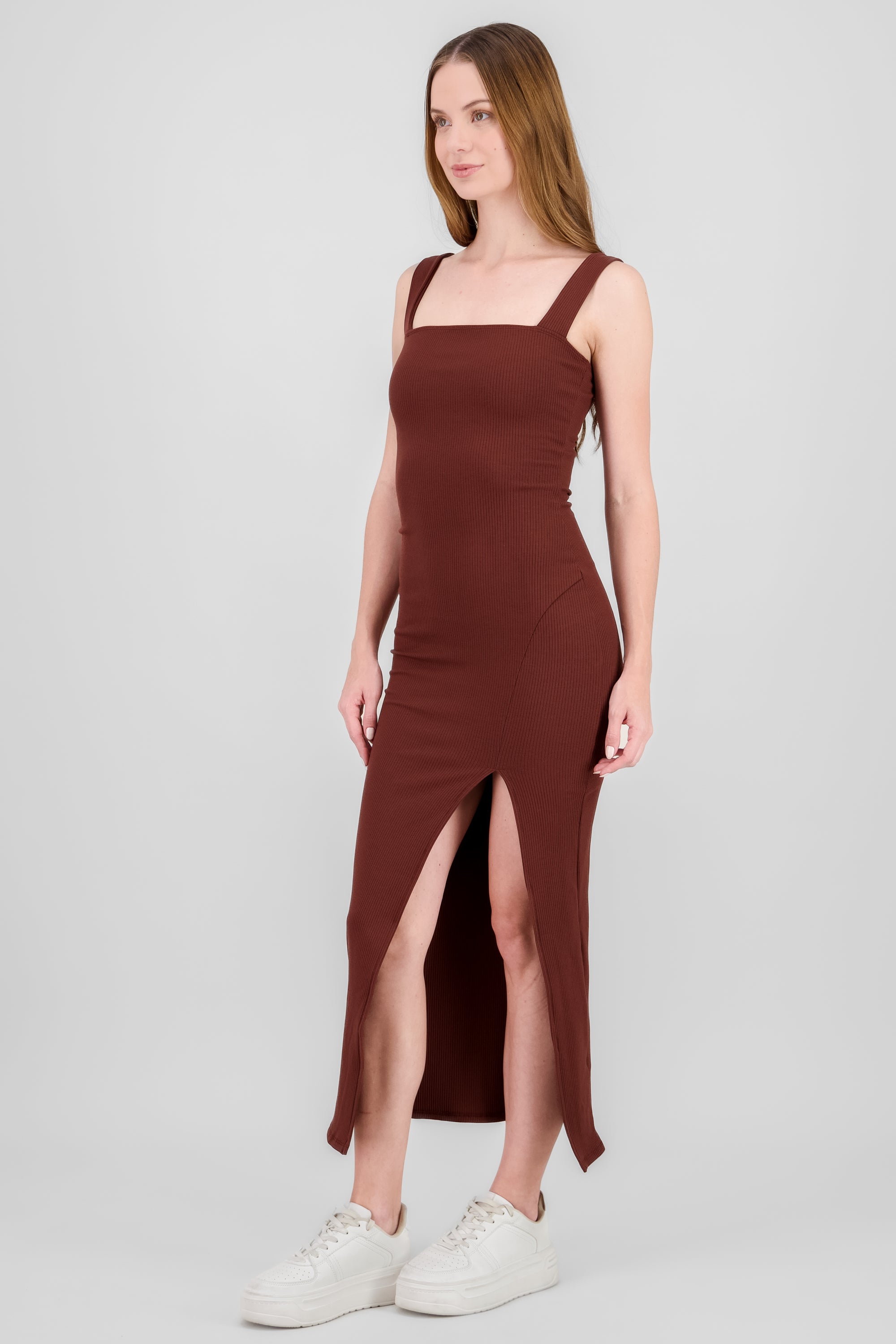 Vestido Maxi Acanalado Abertura