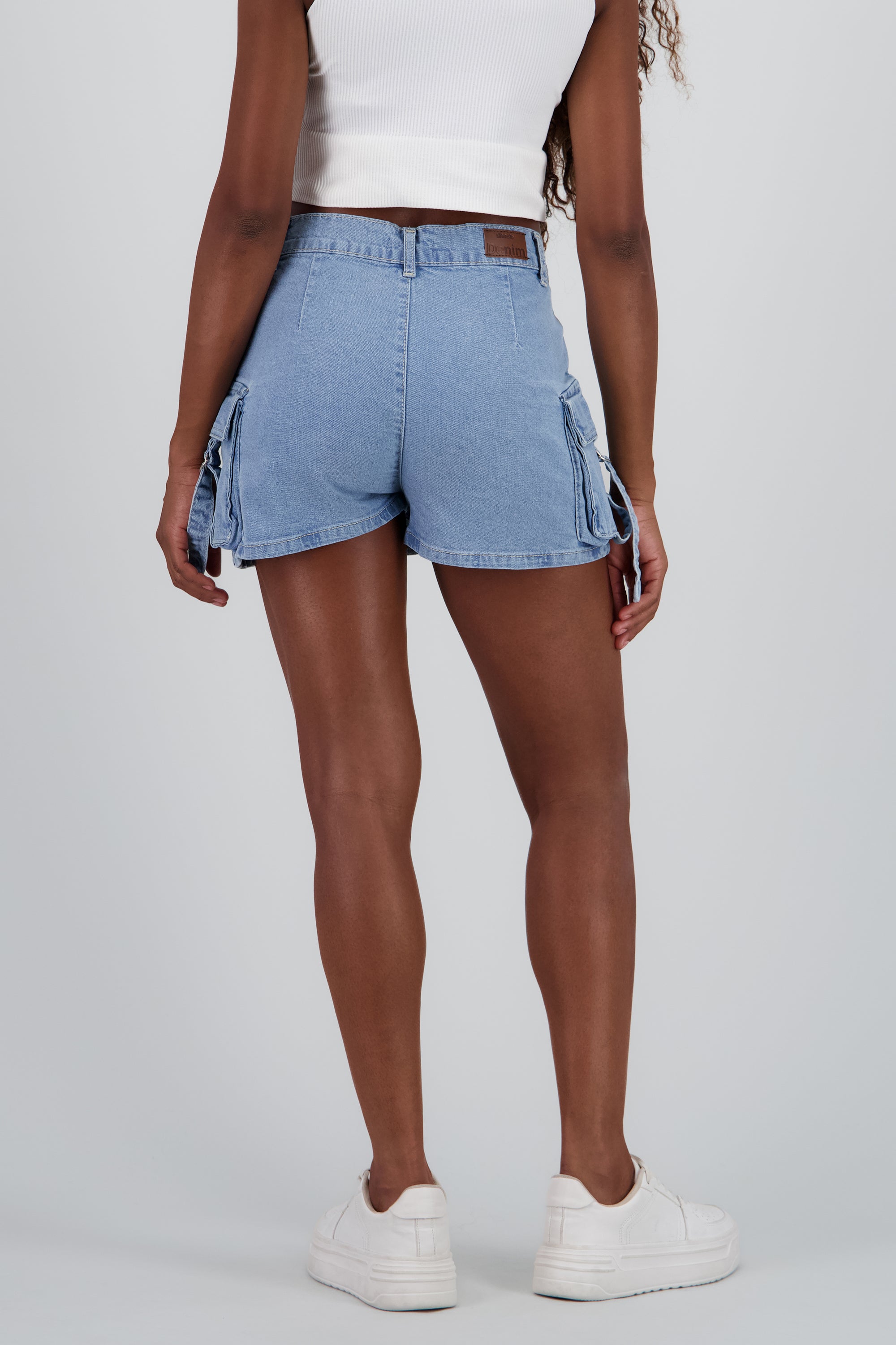 LIGHT ACID WASH