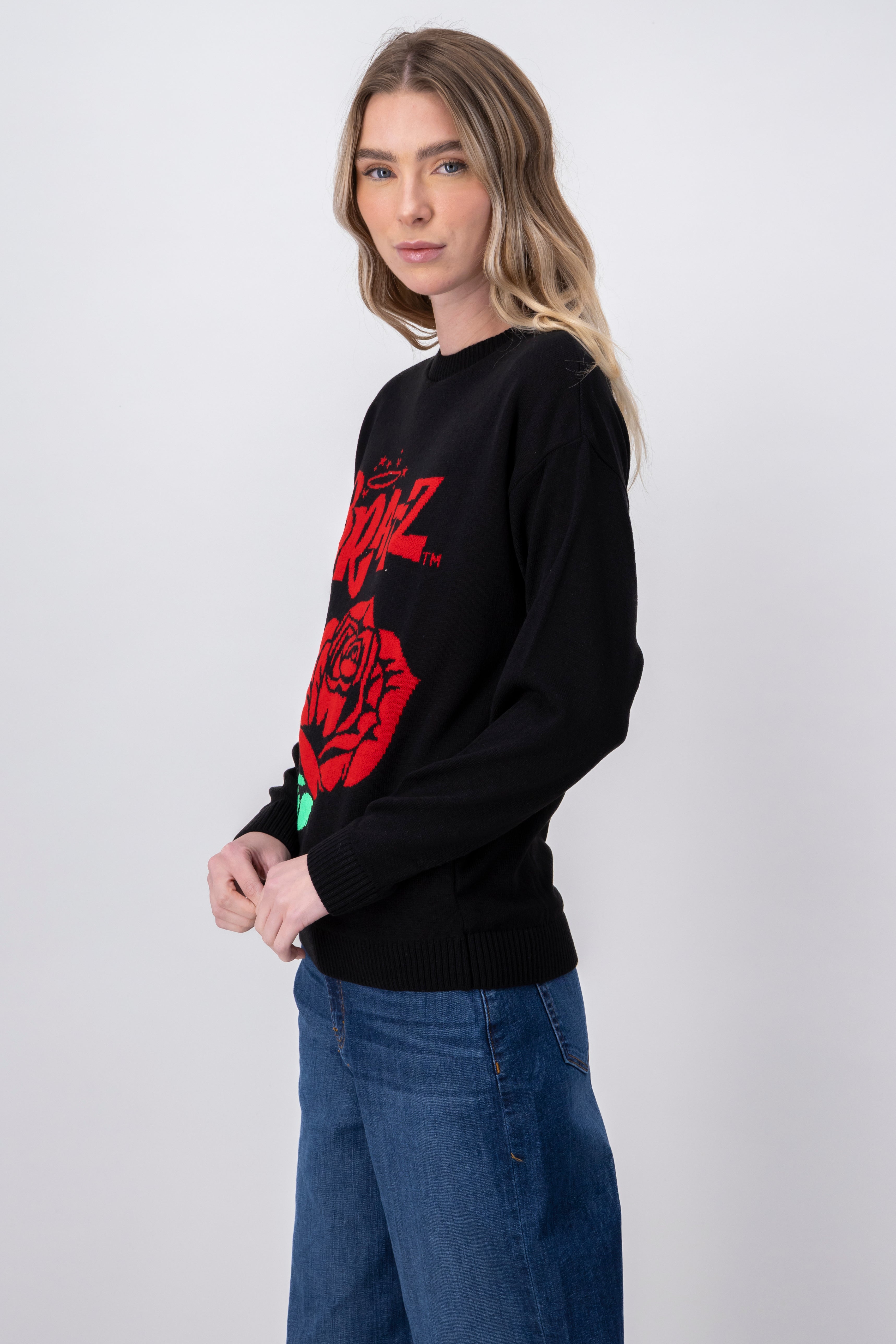 Sueter bratz con una rosa manga larga