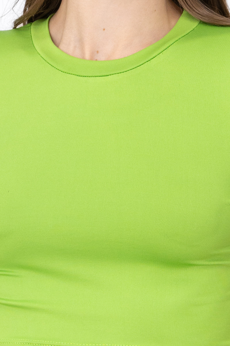Top crop manga corta