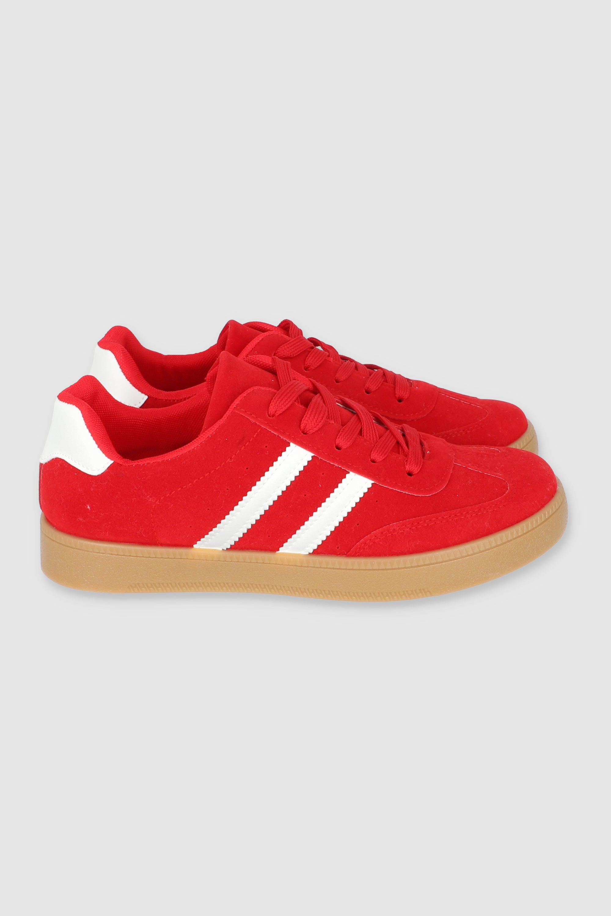 Tenis casual rayas punta suede