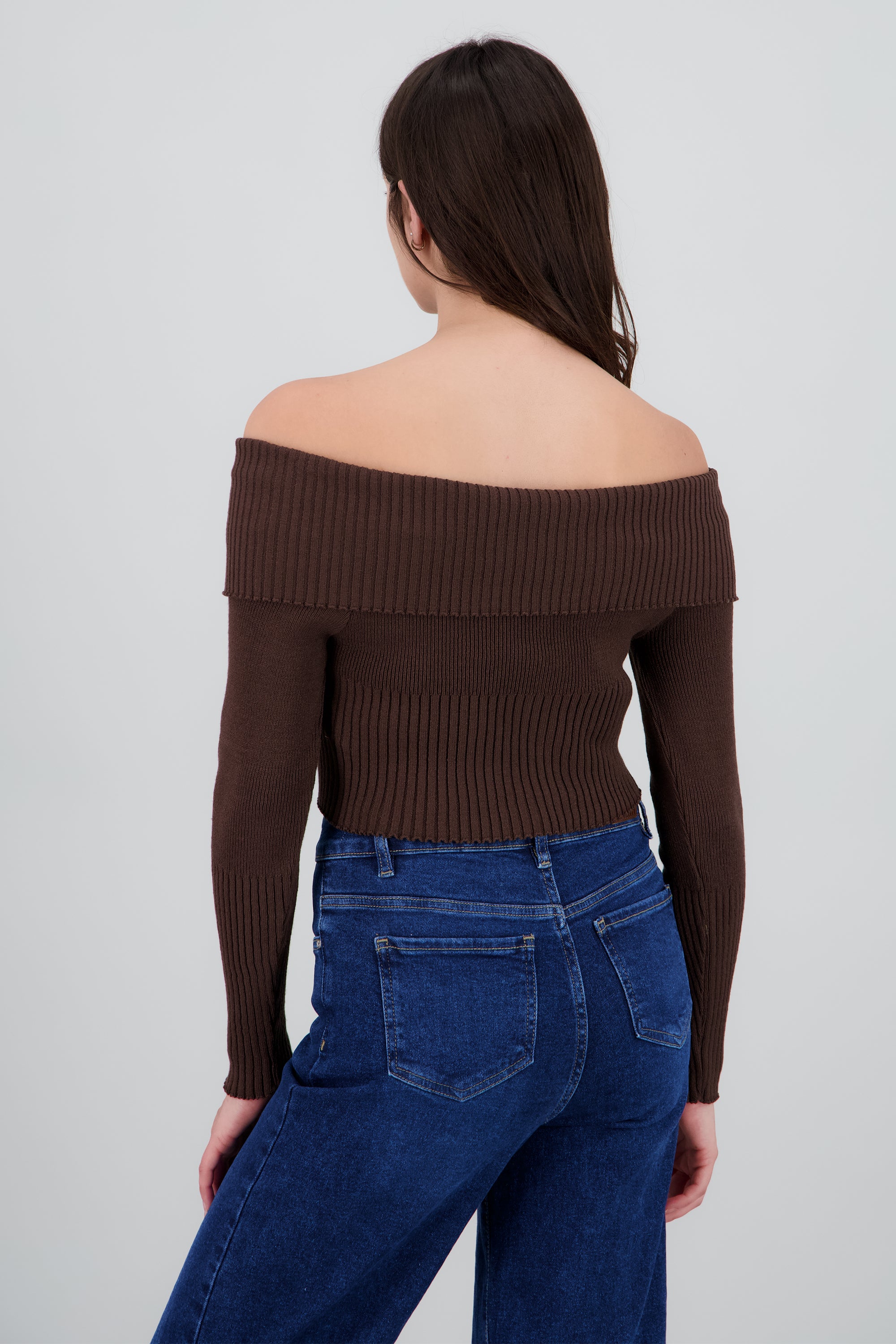 DARK BROWN
