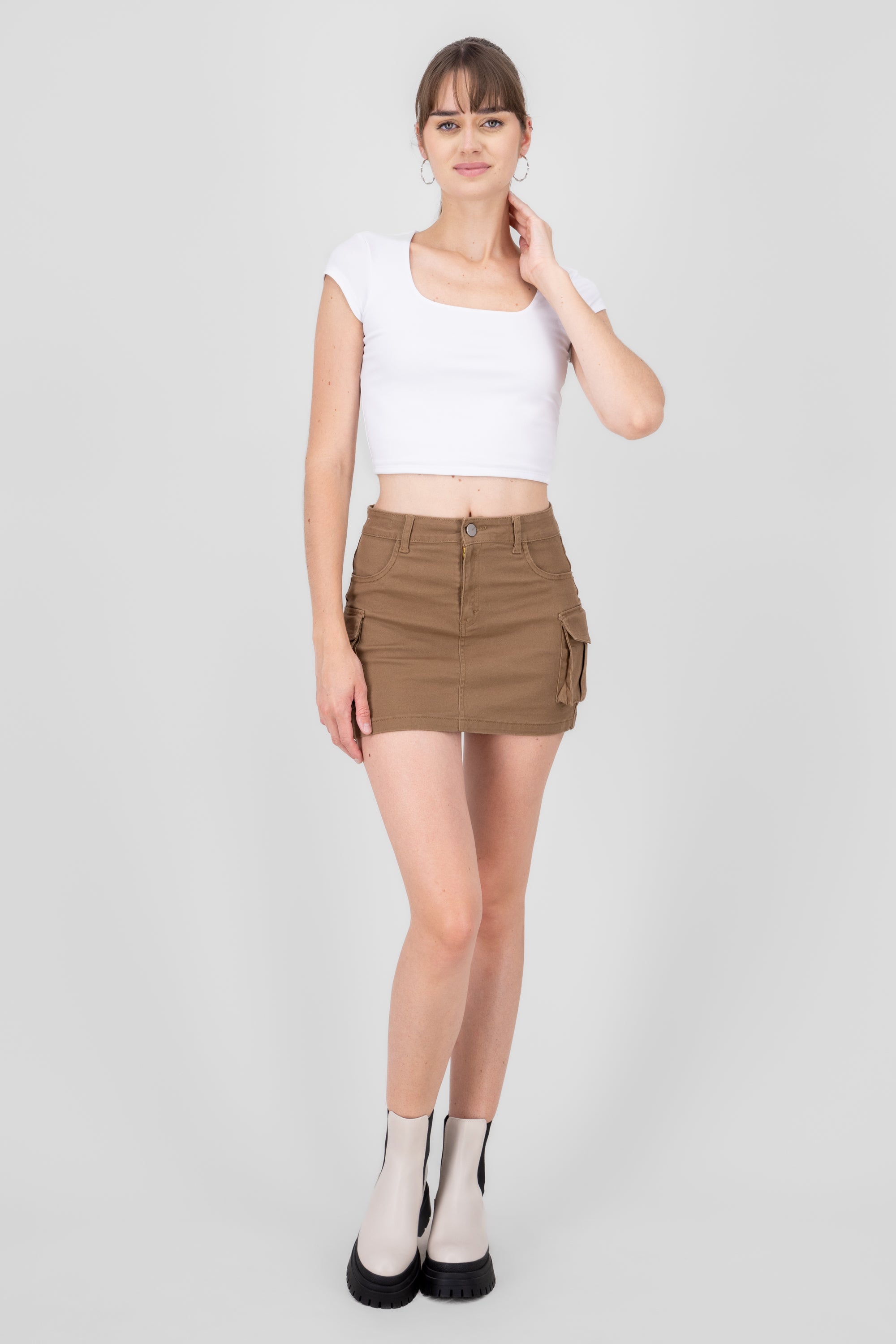 KHAKI