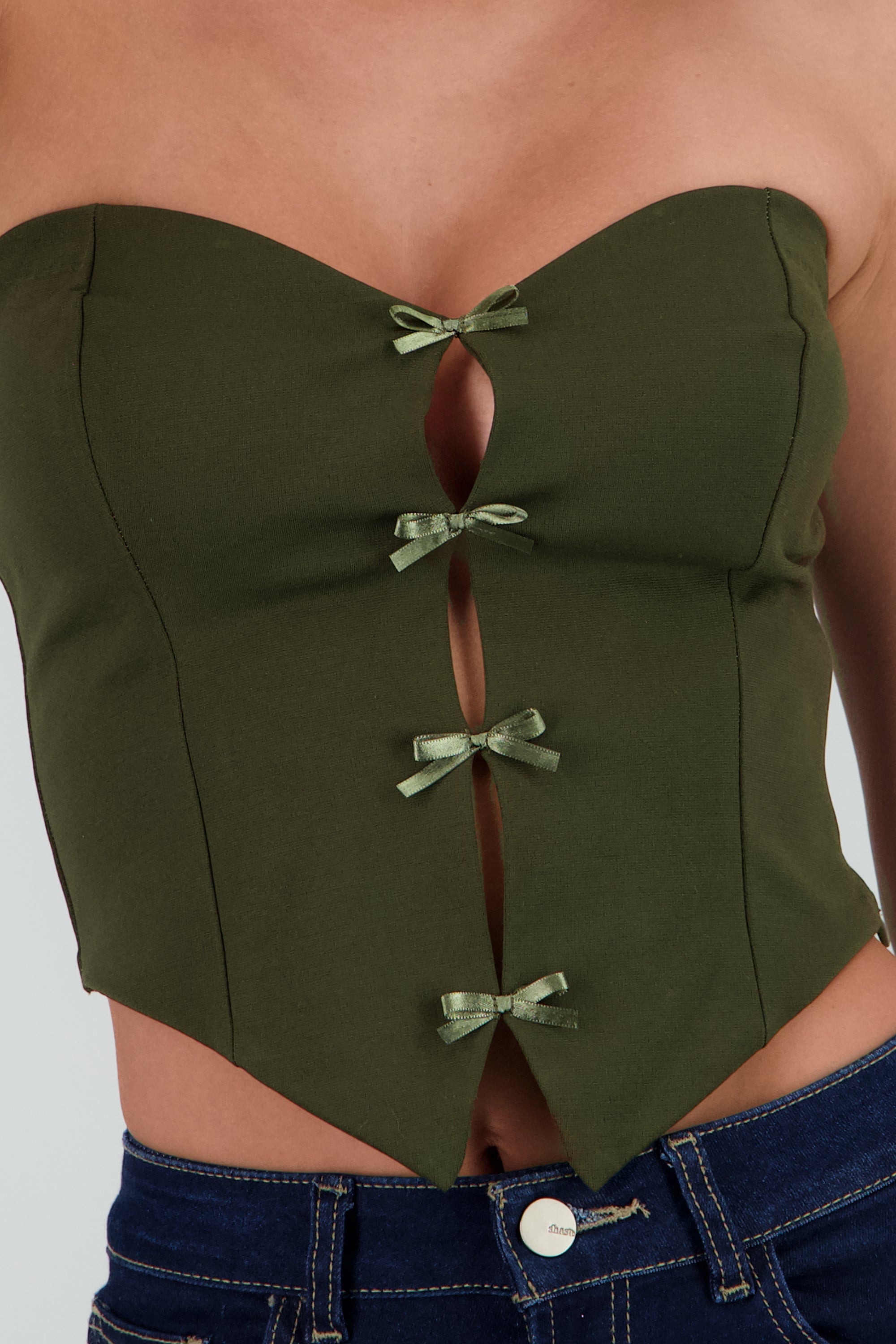 Top strapless detalle moños