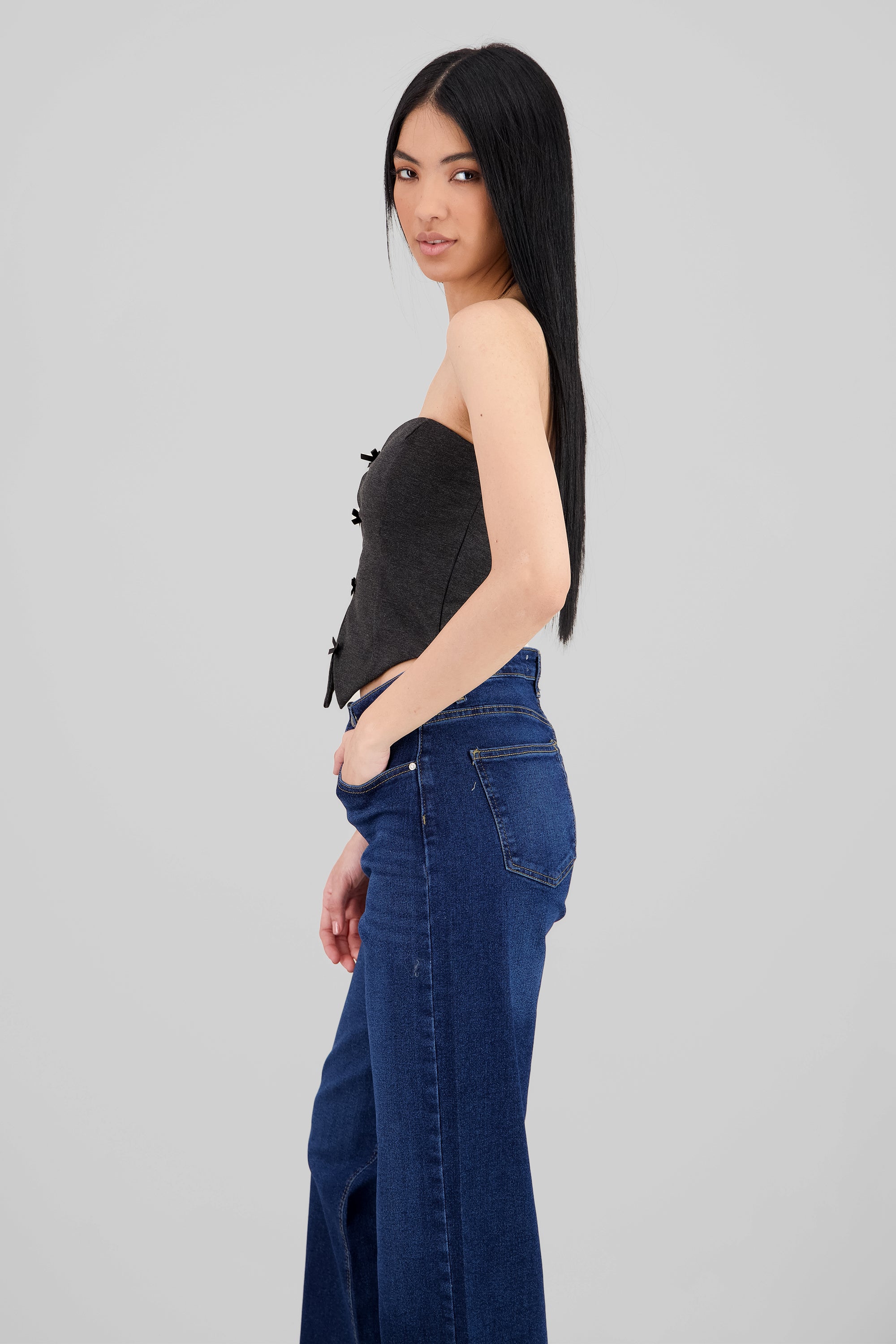 Top strapless detalle moños