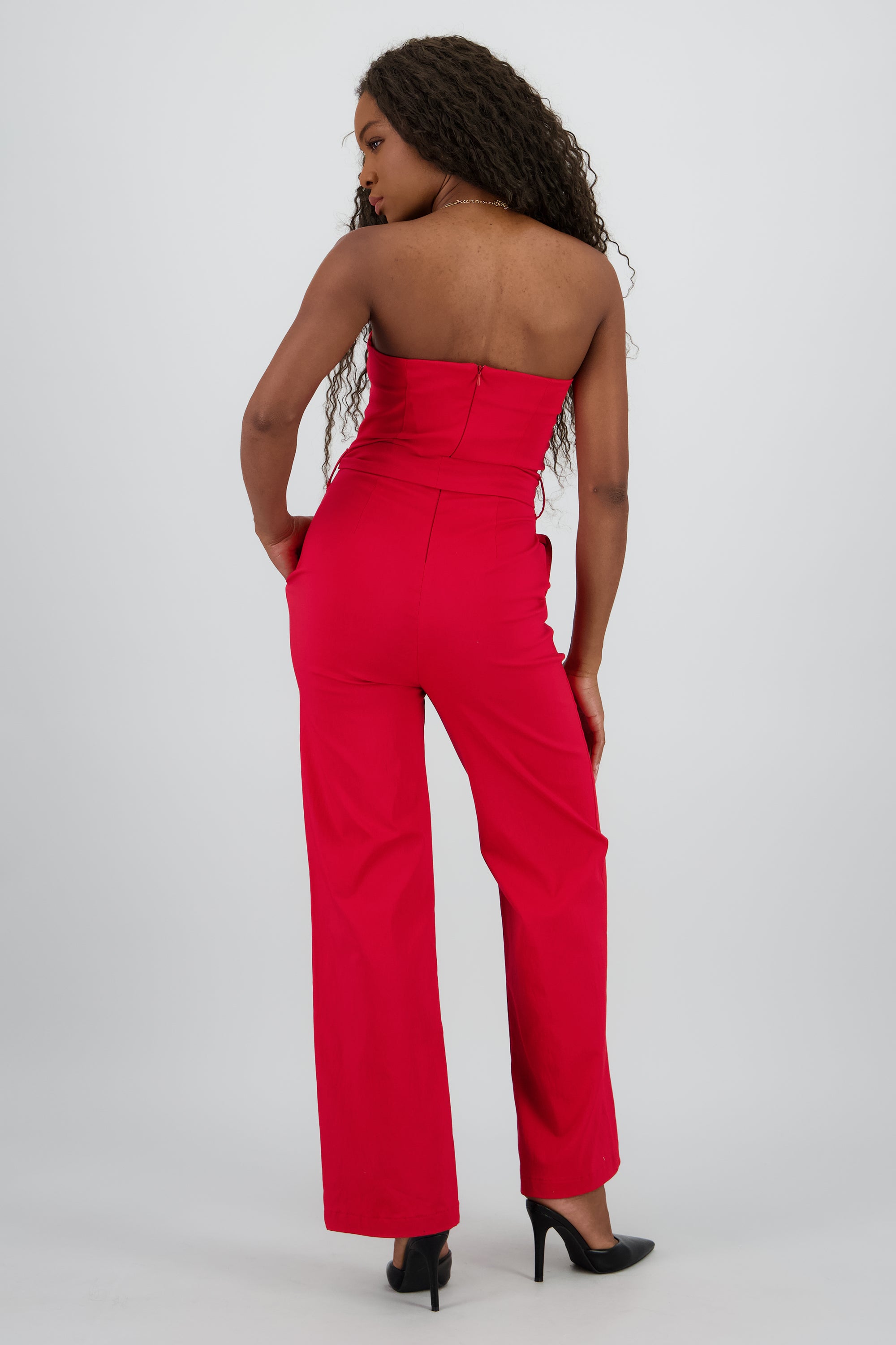 Jumpsuit strapless detalle cinturon