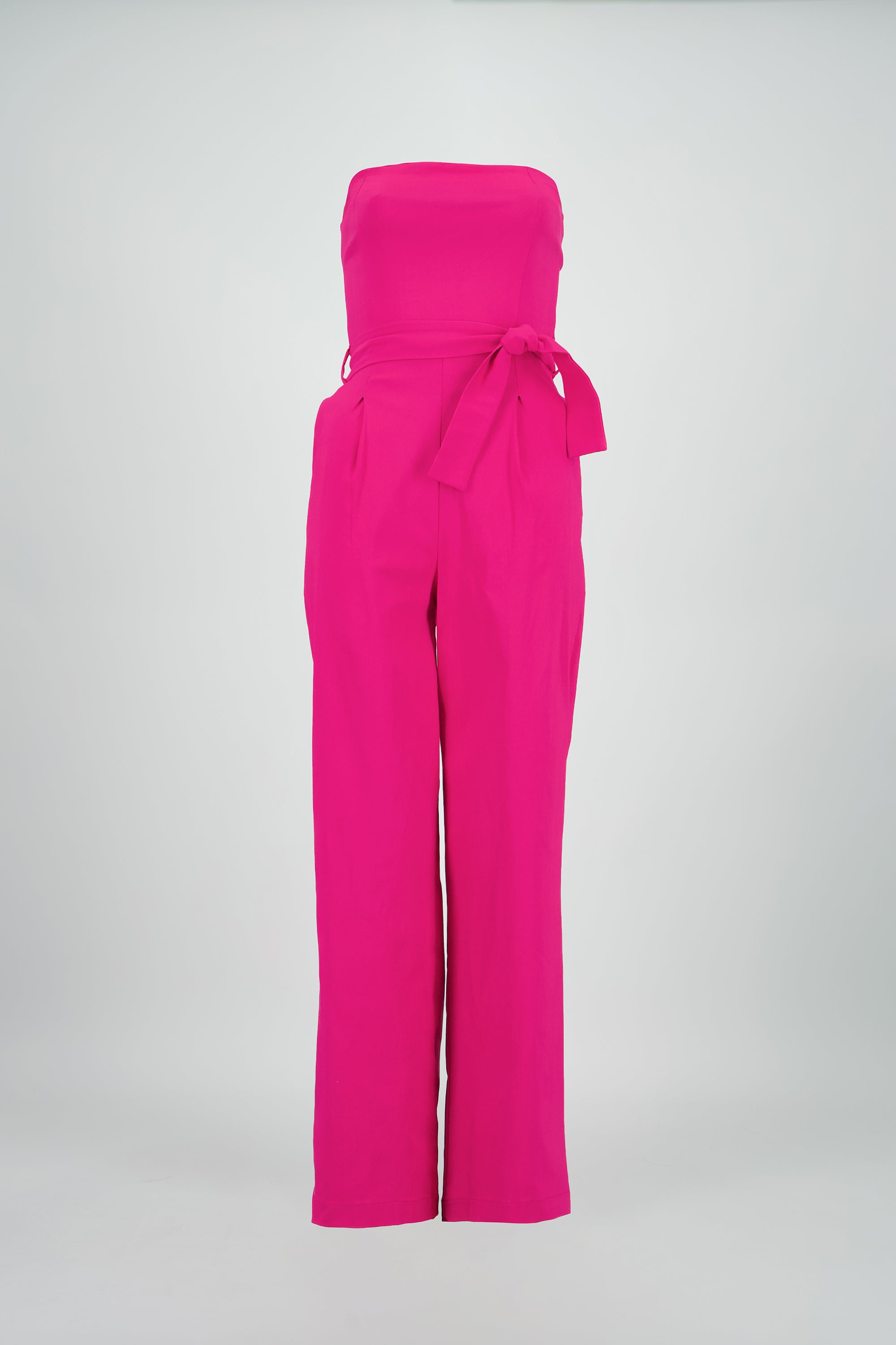 Jumpsuit strapless detalle cinturon