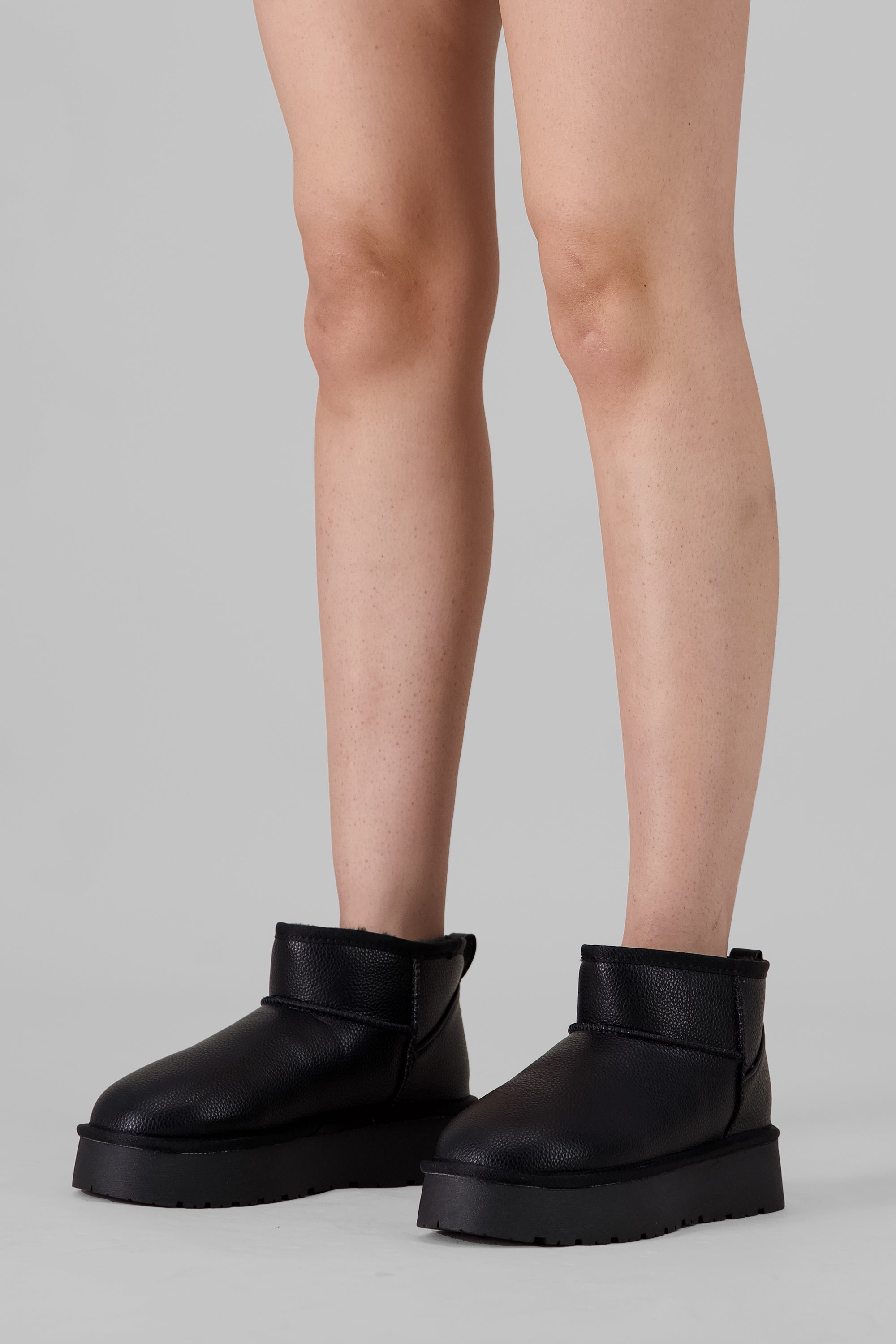 Bota Peluche Pu