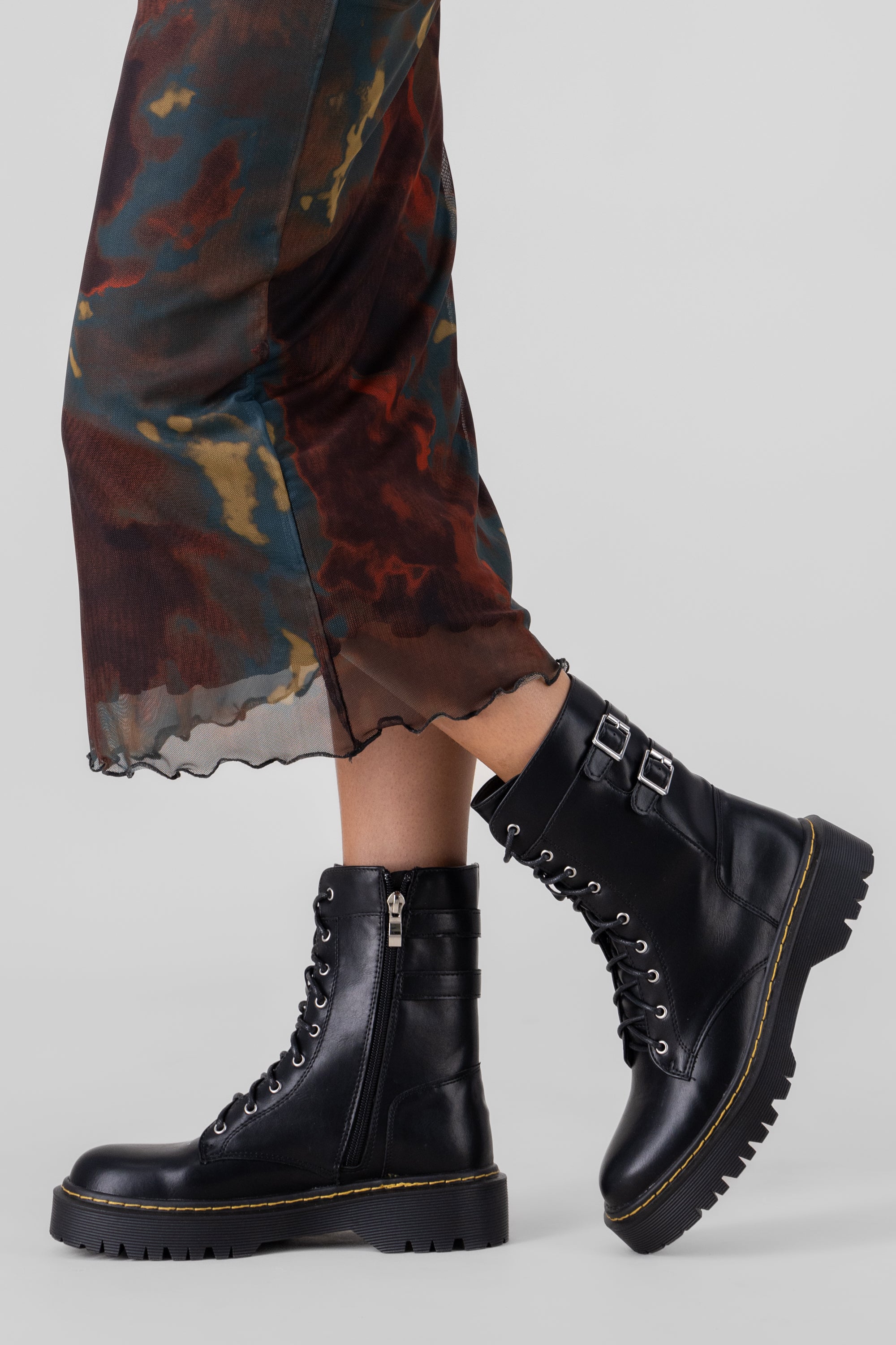 BOTA COMBAT HEBILLAS1