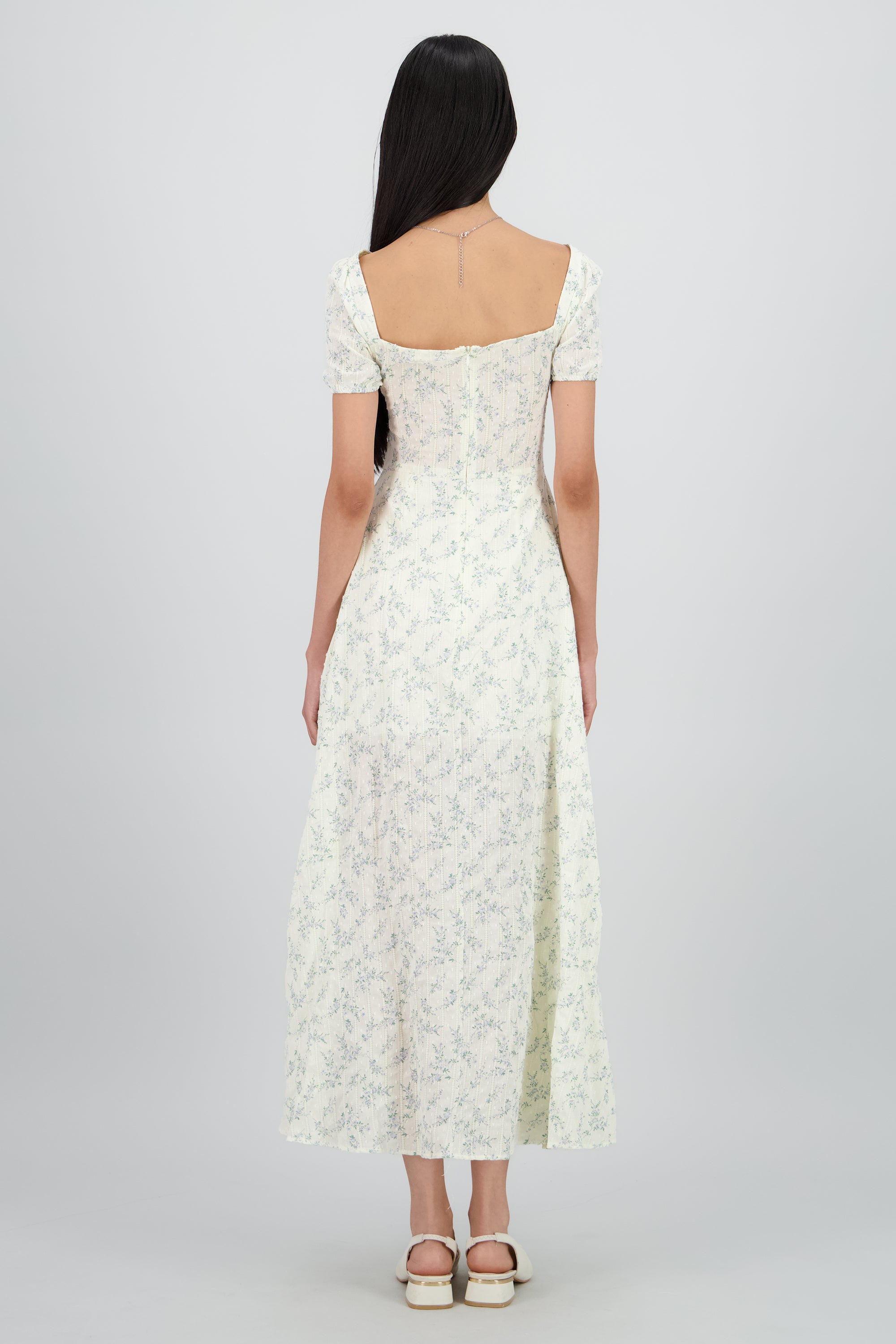 Vestido maxi con flores textura