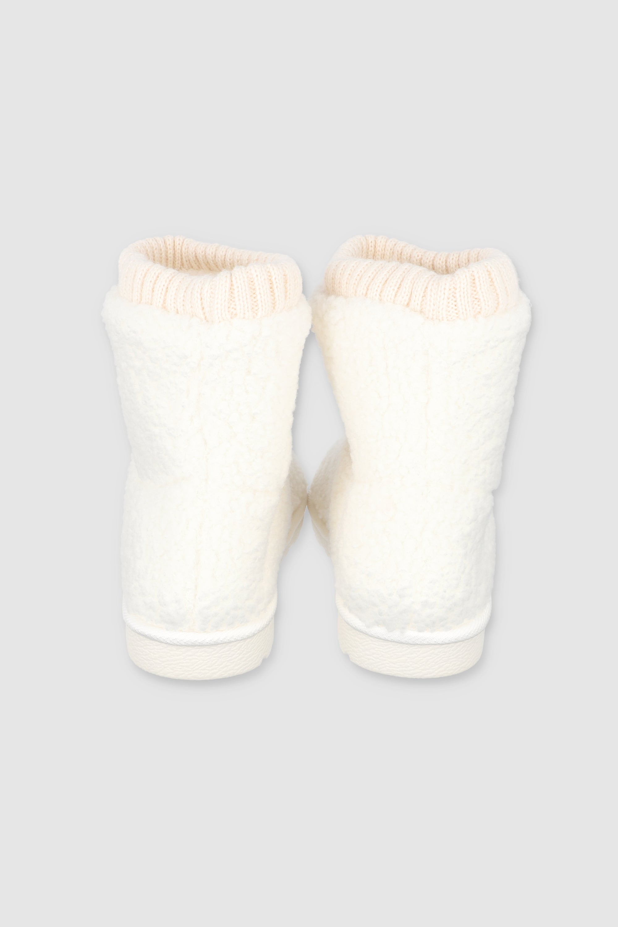 Pantufla bota teddy calcetin