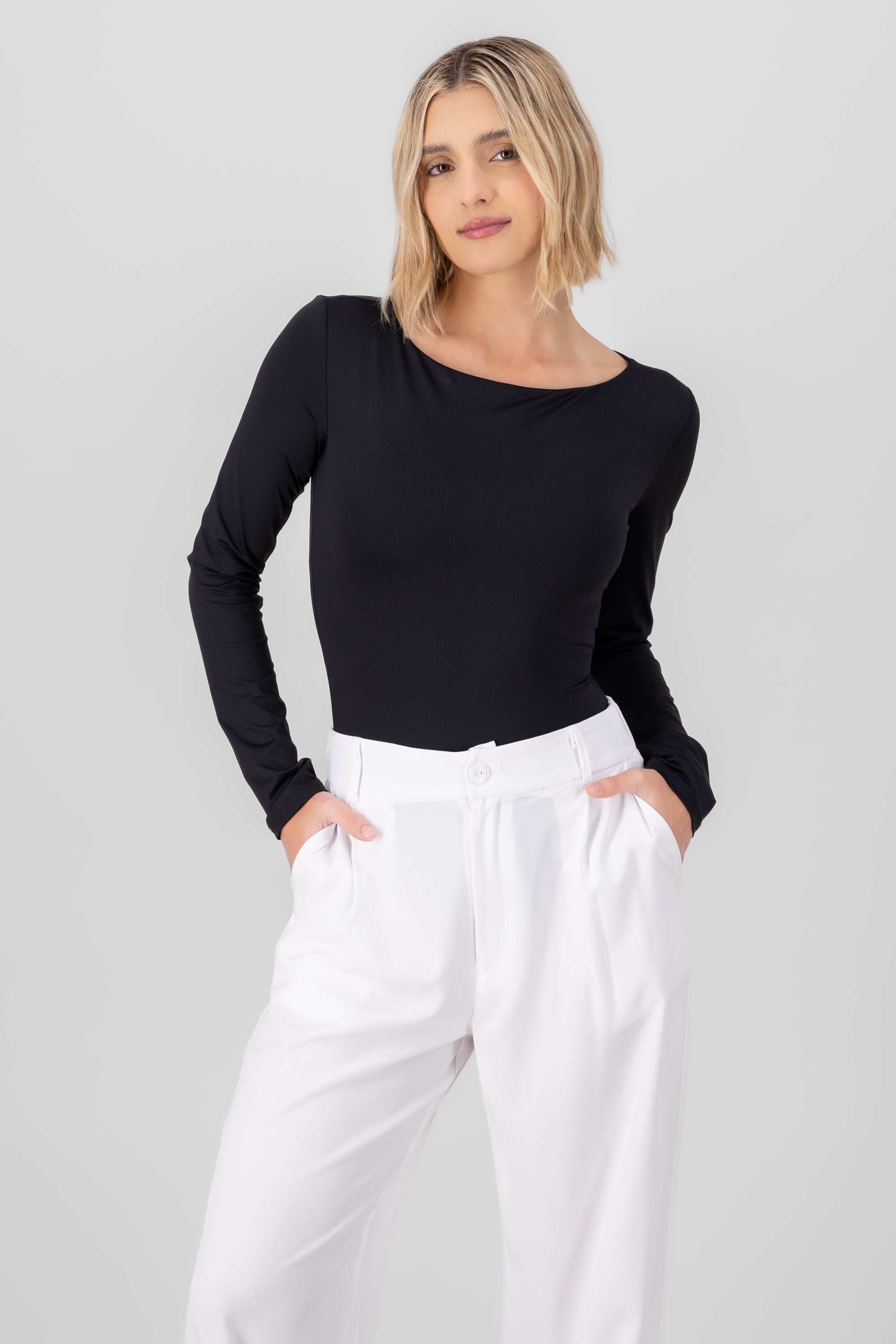 Body manga larga doble tela cuello barco