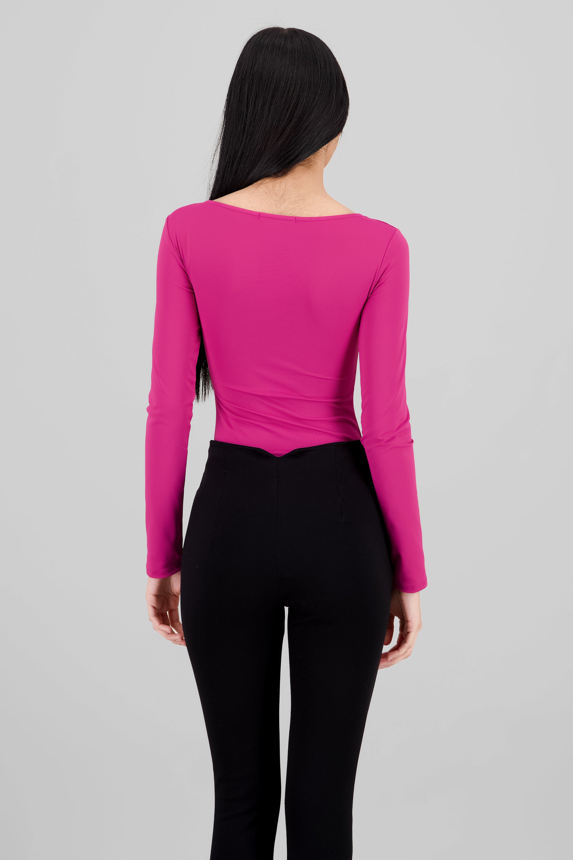MAGENTA