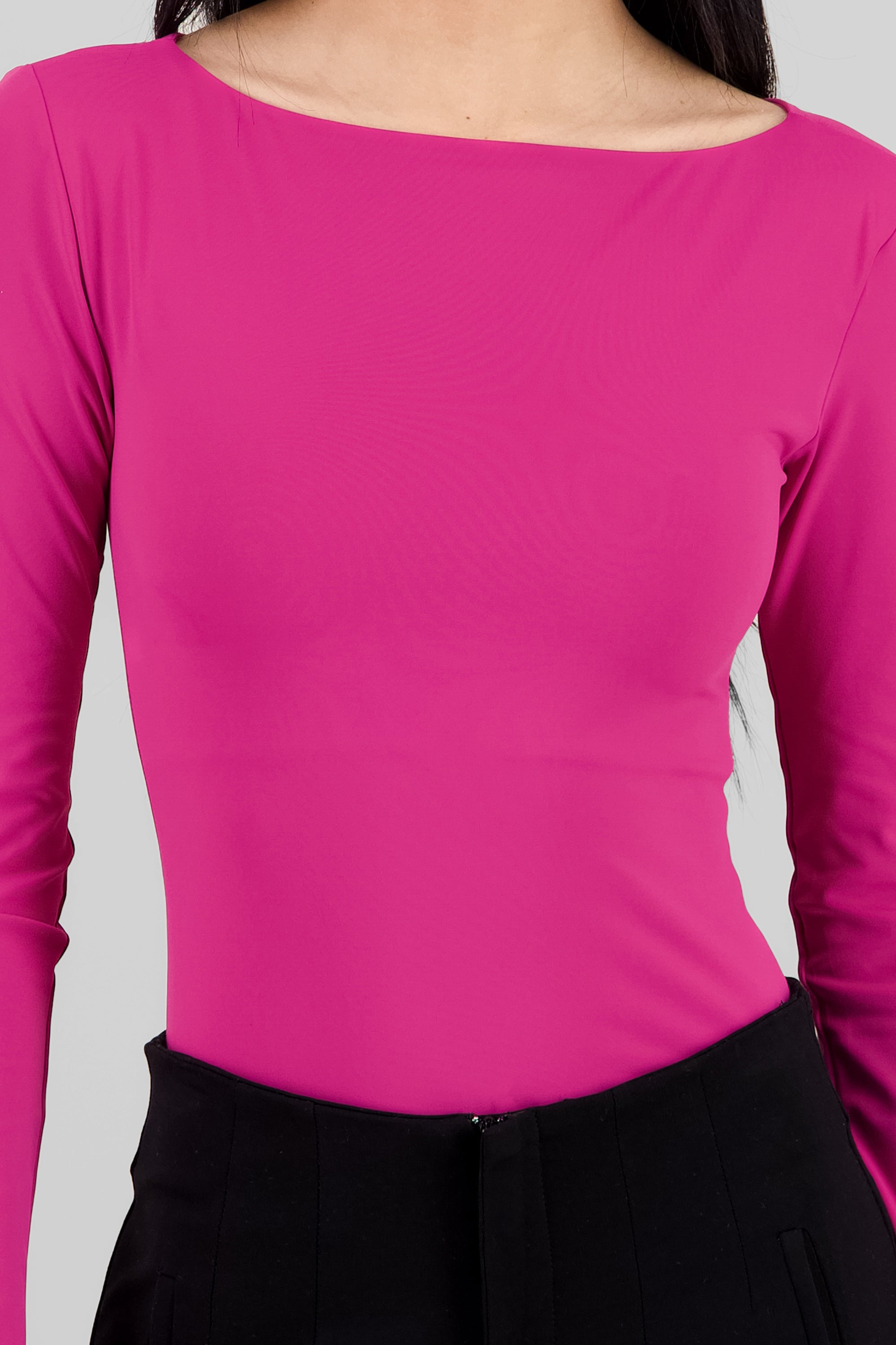 MAGENTA