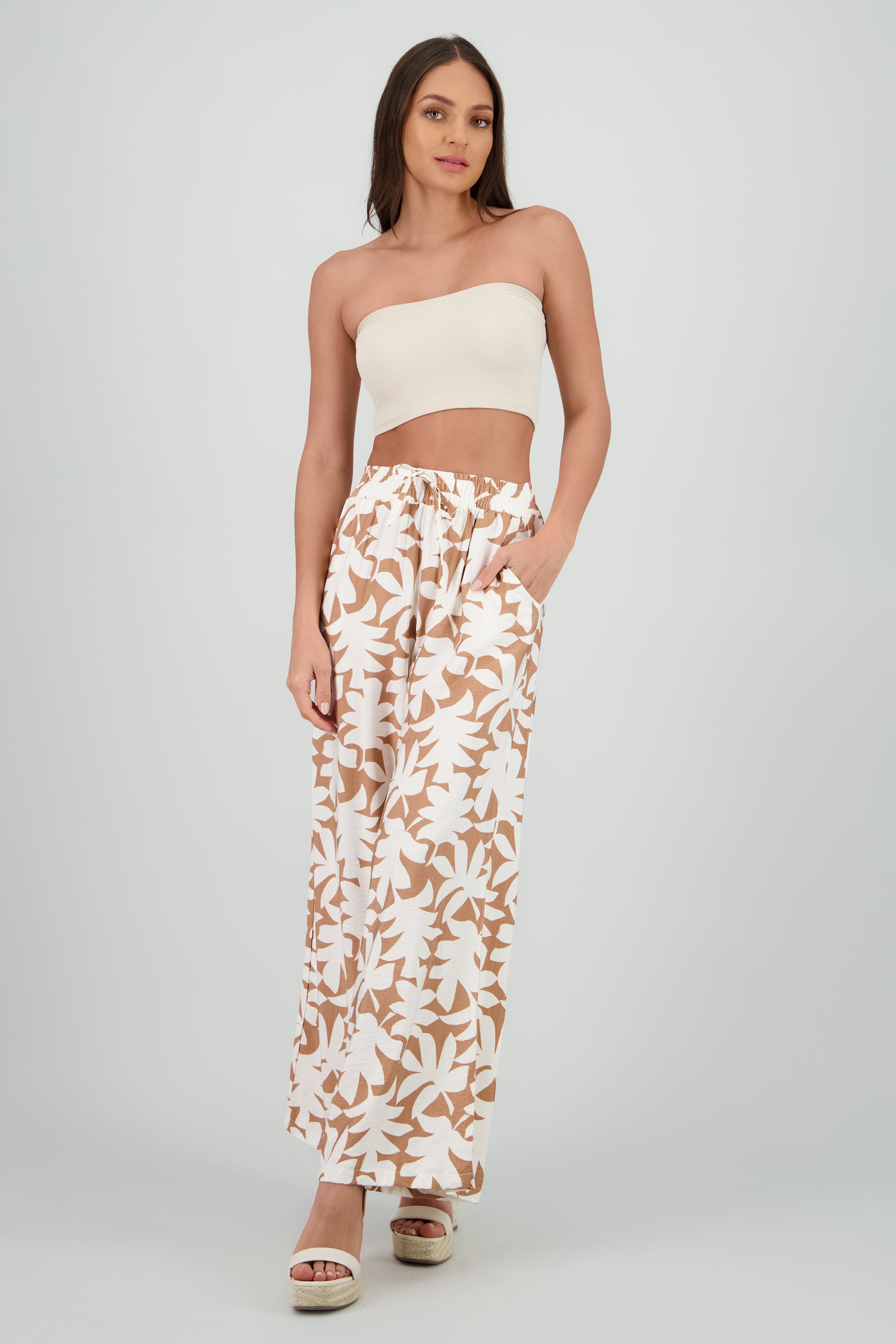 Pantalon amplio estampado tropical