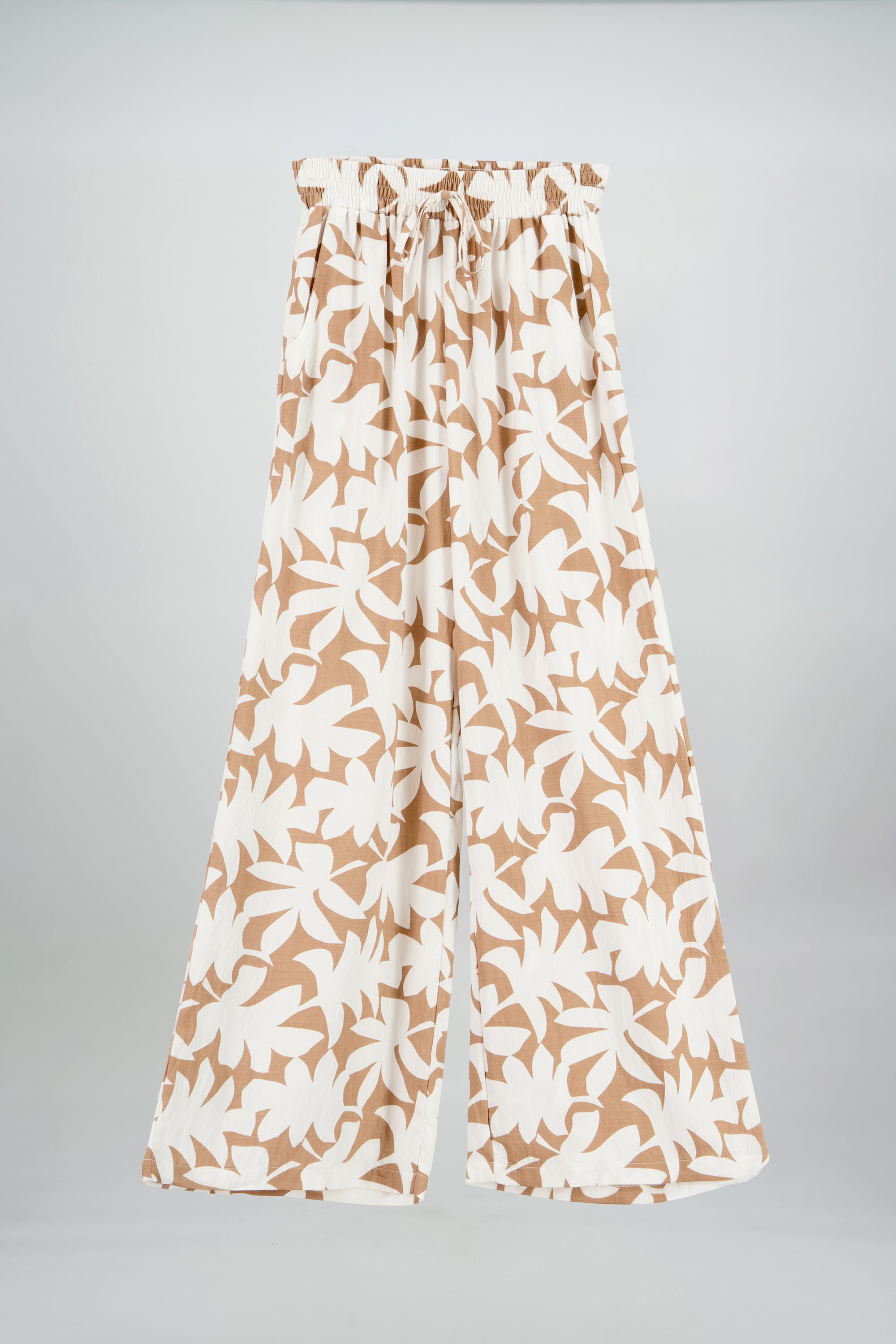 Pantalon amplio estampado tropical
