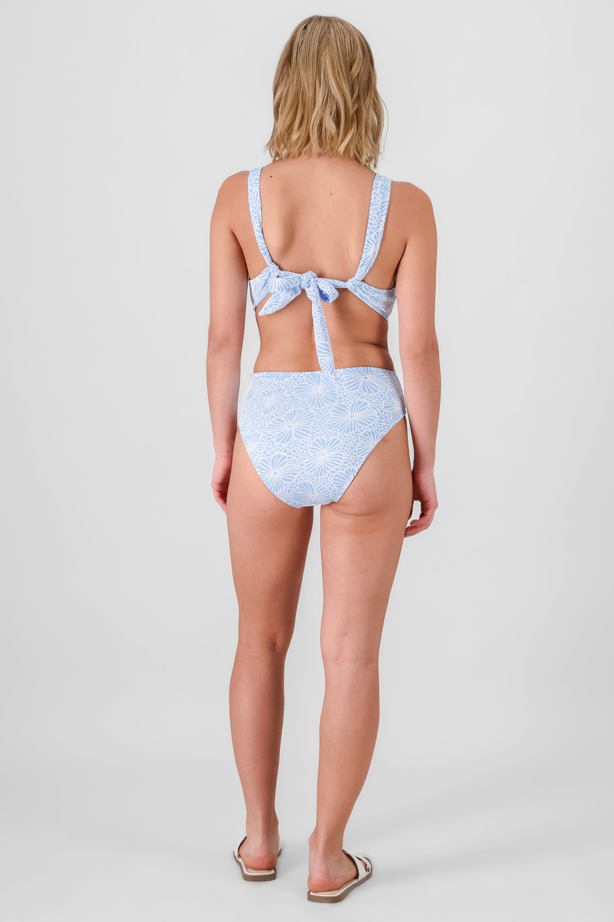PASTEL BLUE