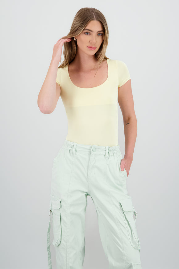 PASTEL YELLOW