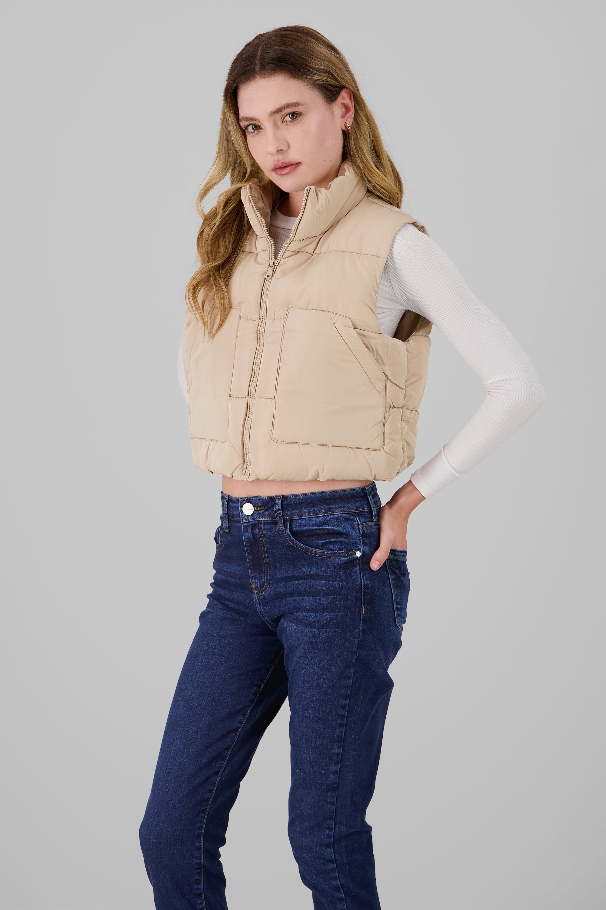 KHAKI