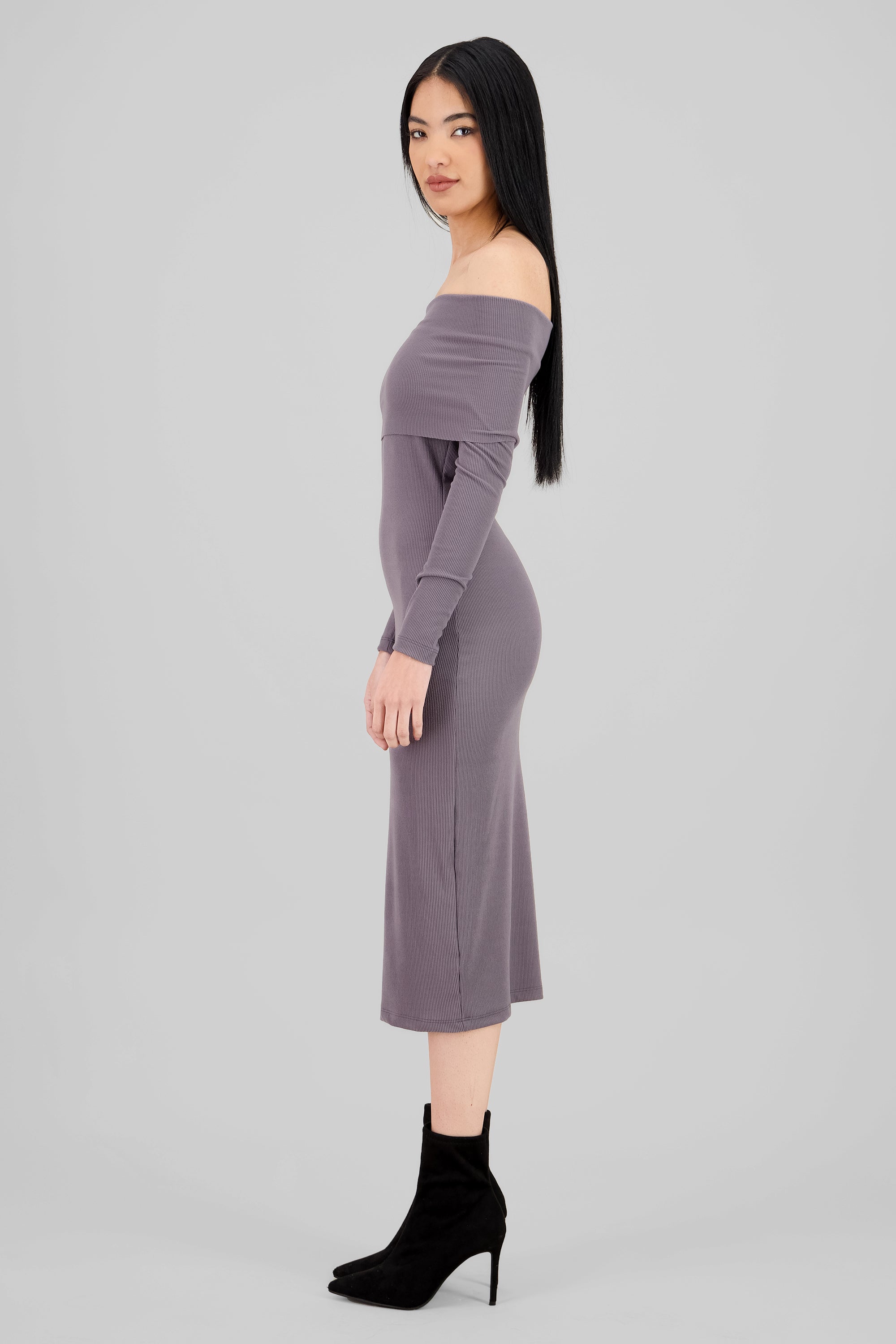 DARK GRAY