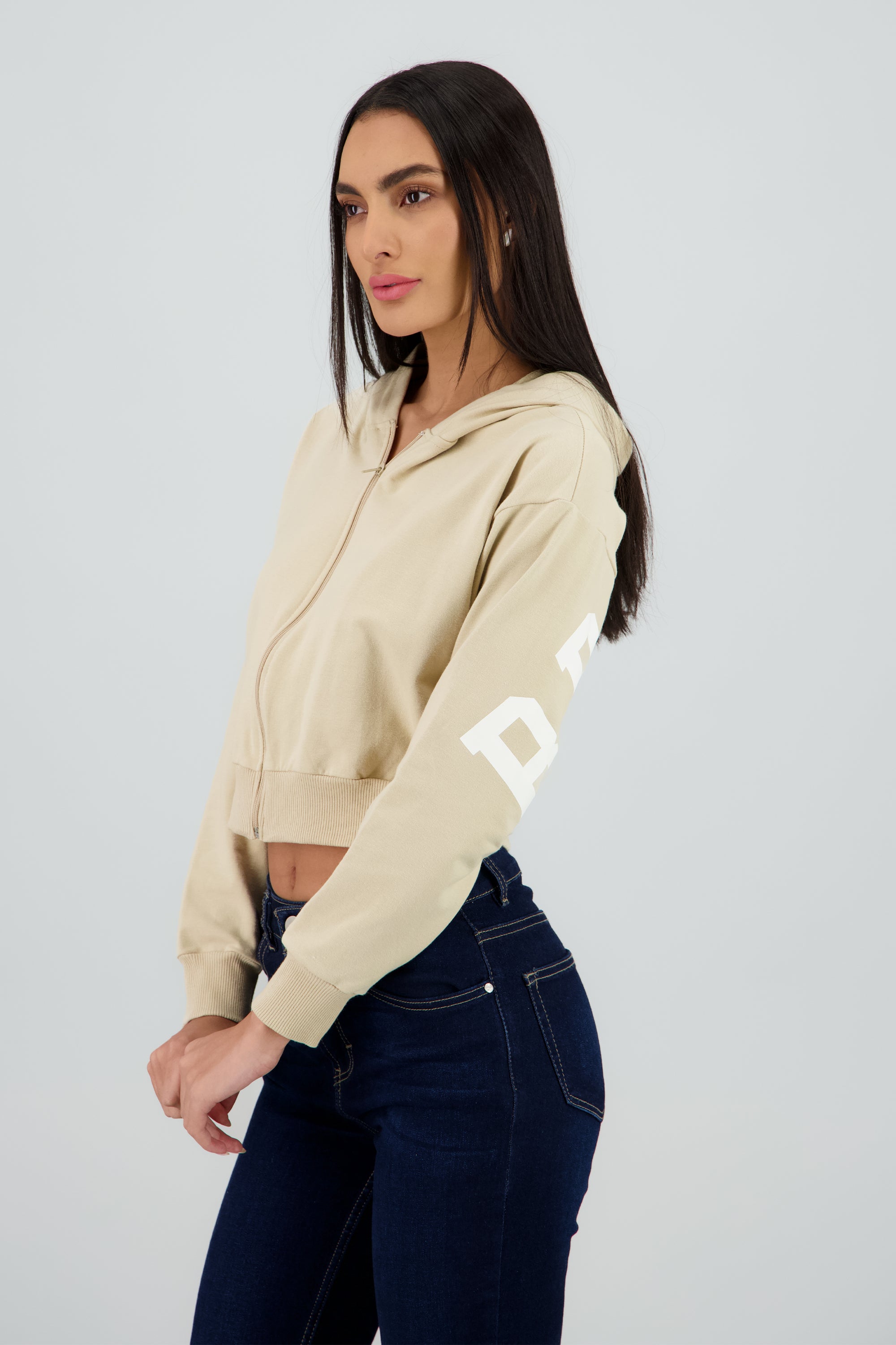 Sudadera crop cierre estampado espalda