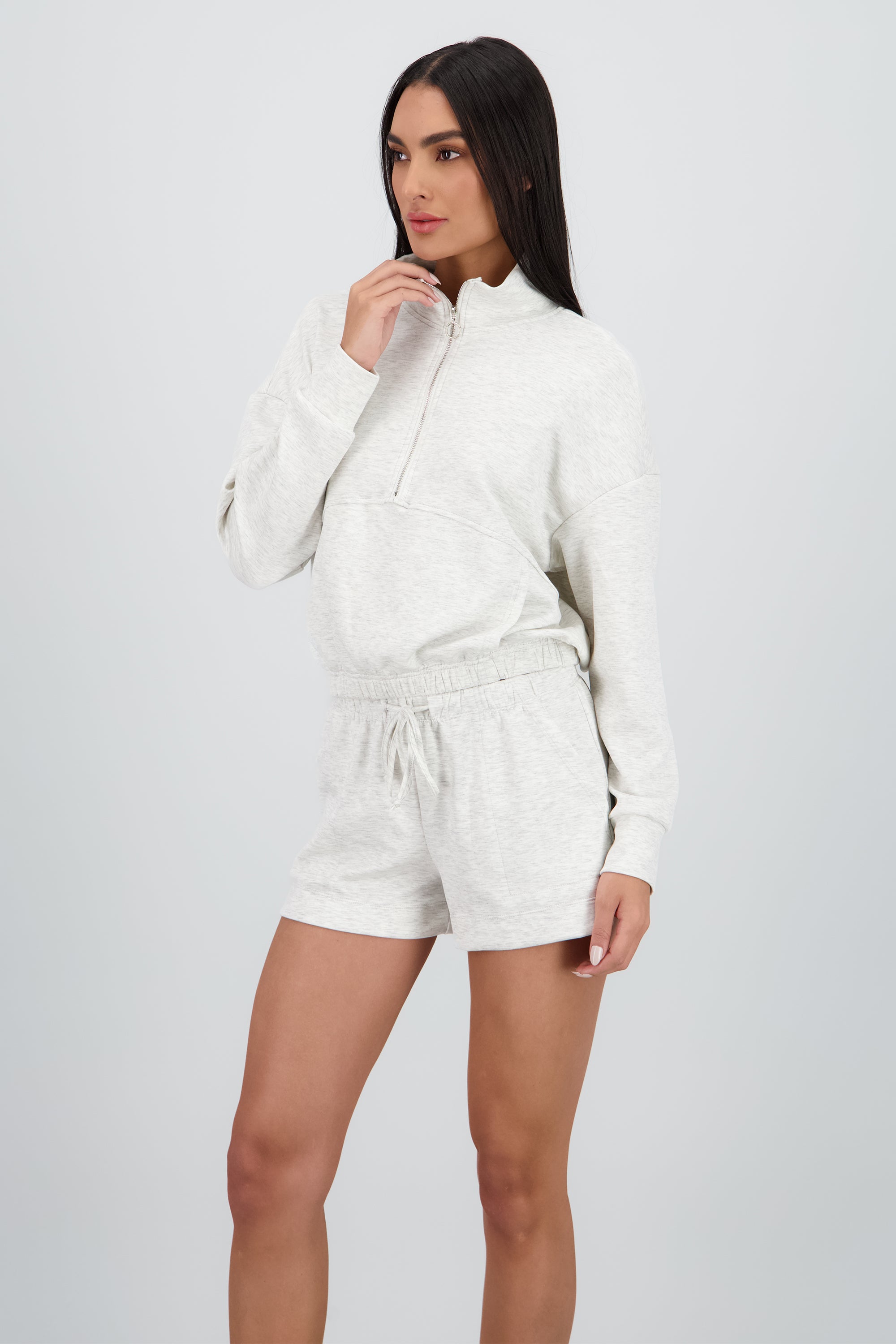 Sudadera cuello alto con cierre CREMA