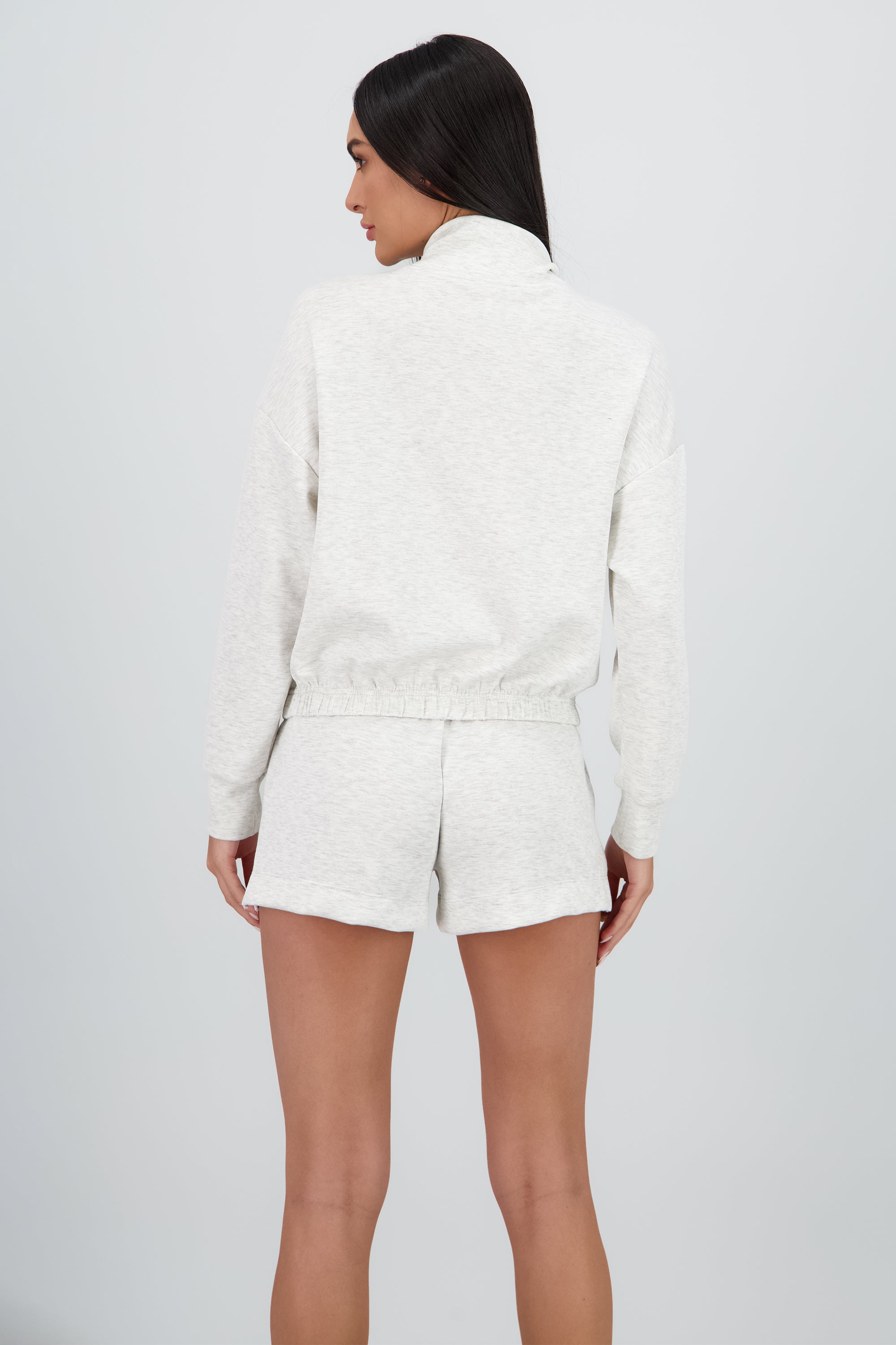 Sudadera cuello alto con cierre CREMA