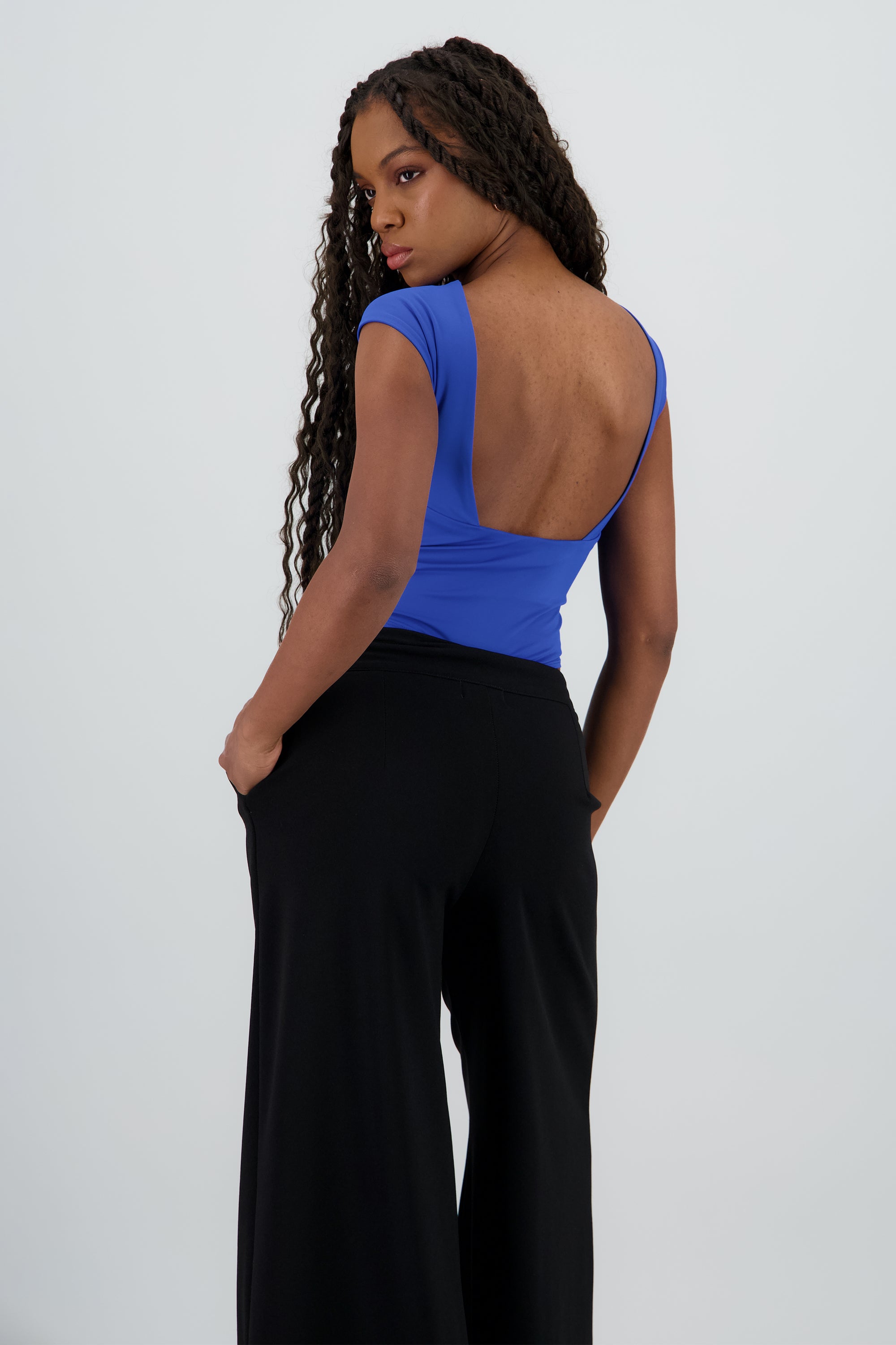 ROYAL BLUE