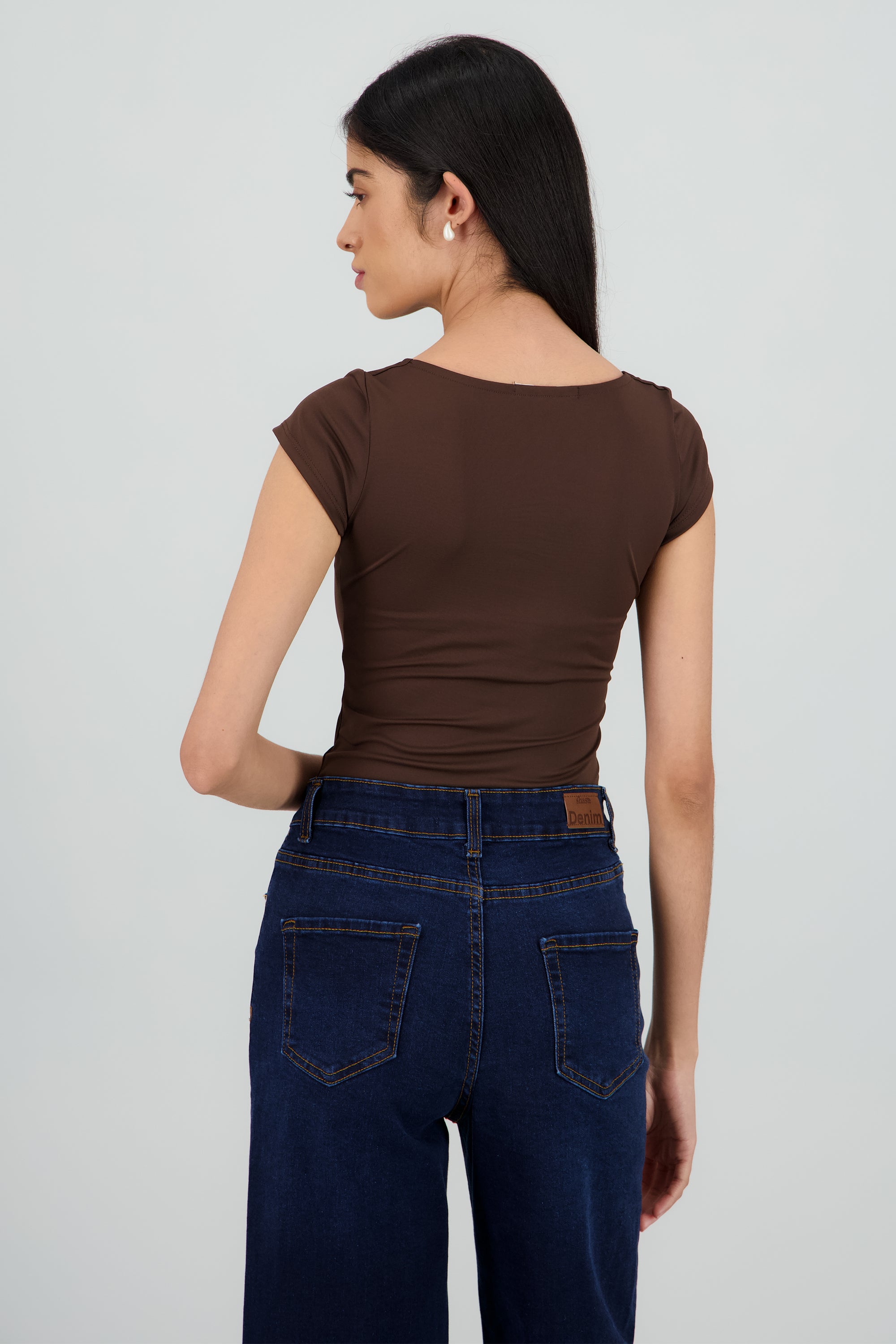 DARK BROWN