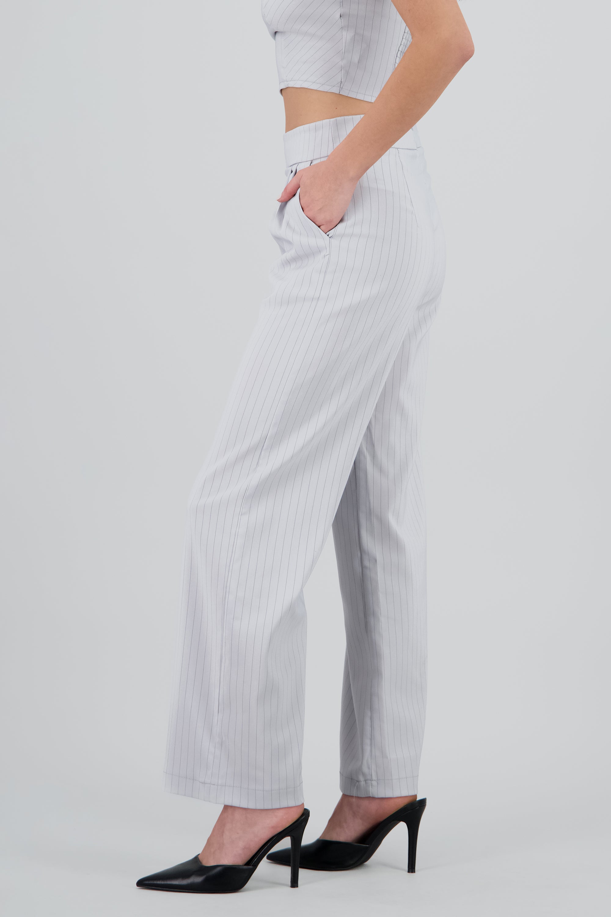 LIGHT GRAY