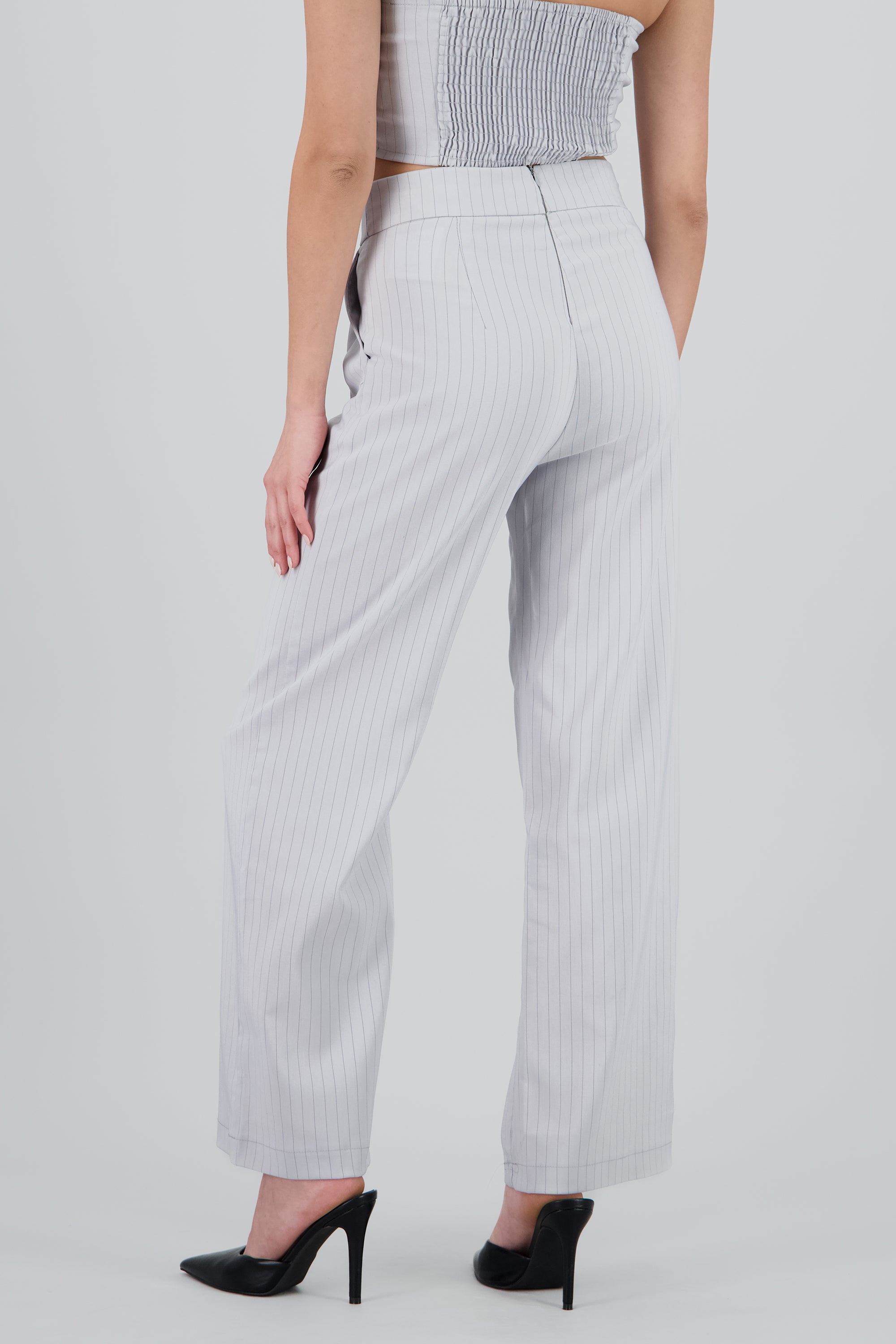LIGHT GRAY