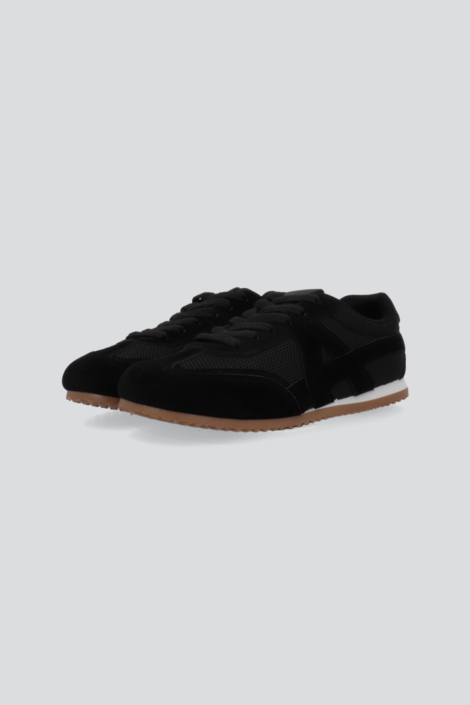 Tenis estilo retro contrastes