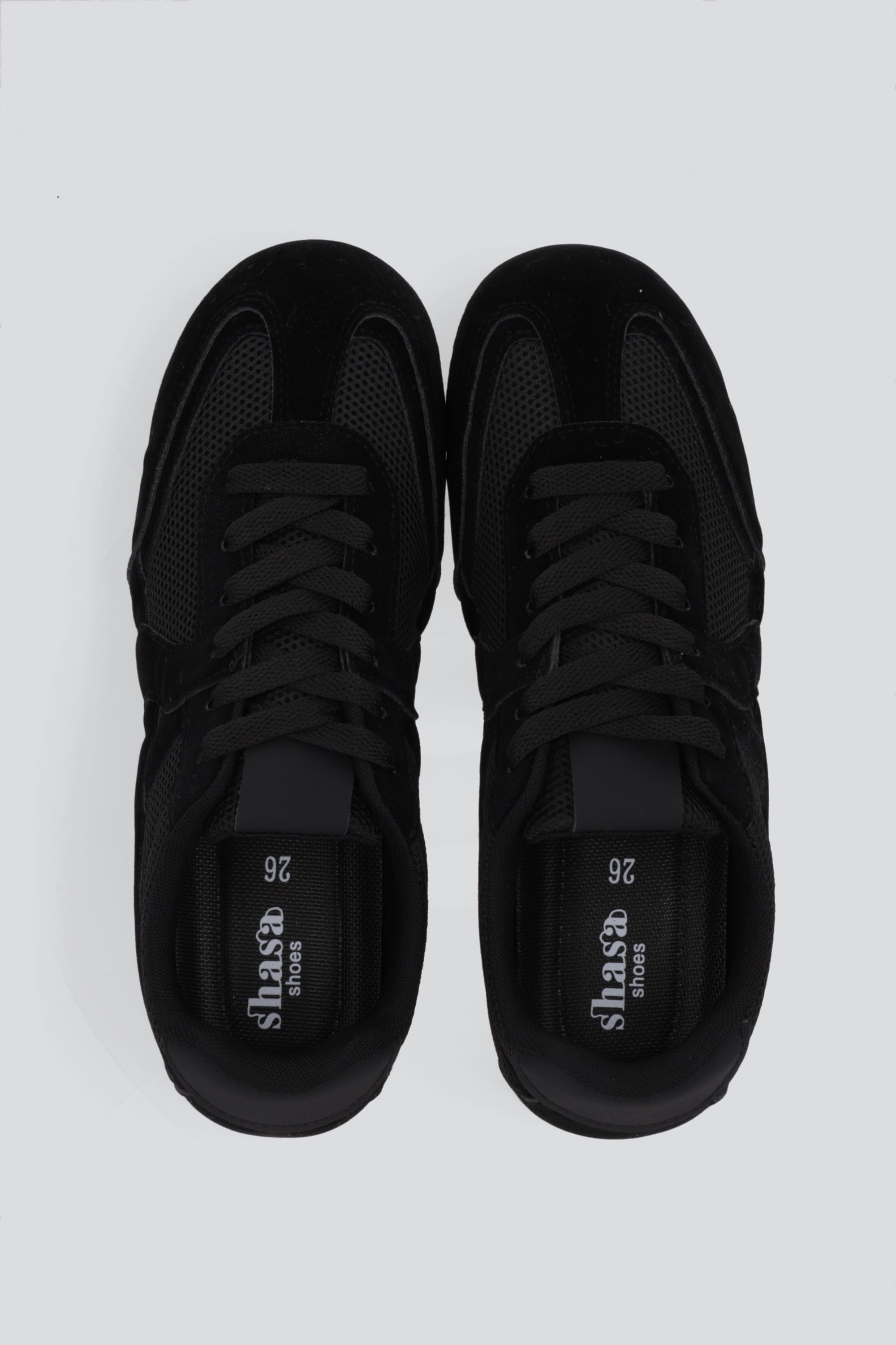 Tenis estilo retro contrastes