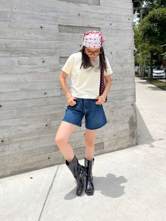 Bermuda corta cintura media