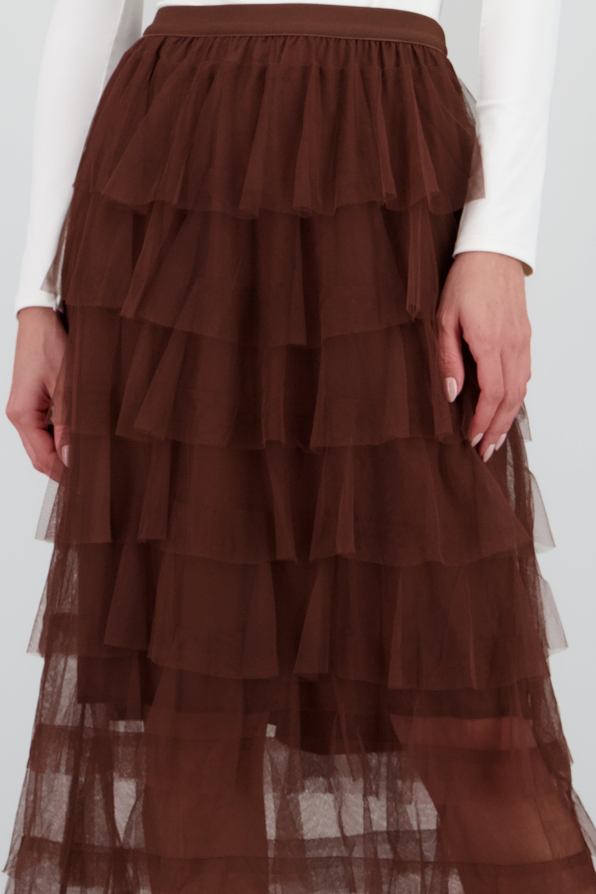 DARK BROWN