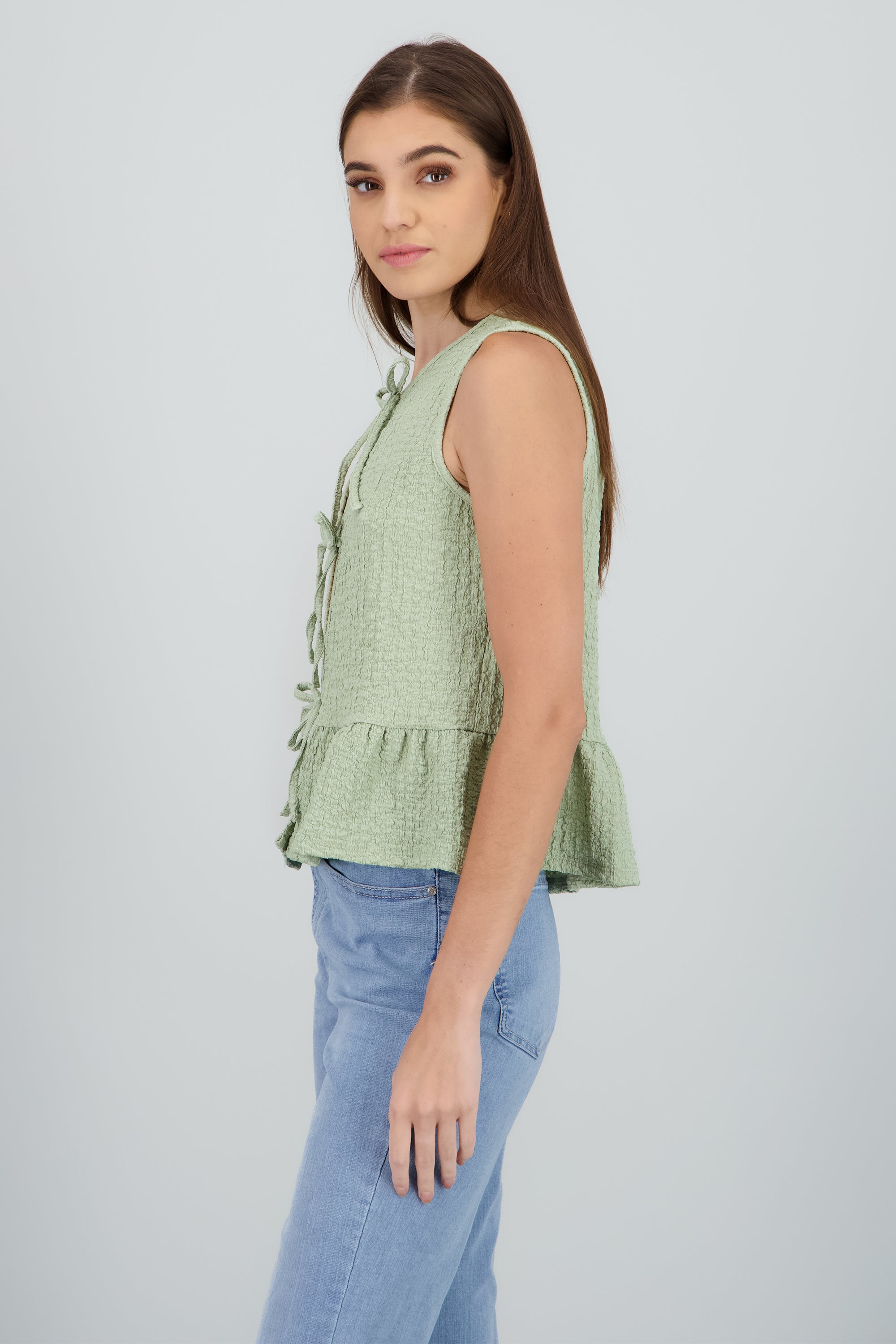 LIGHT GREEN