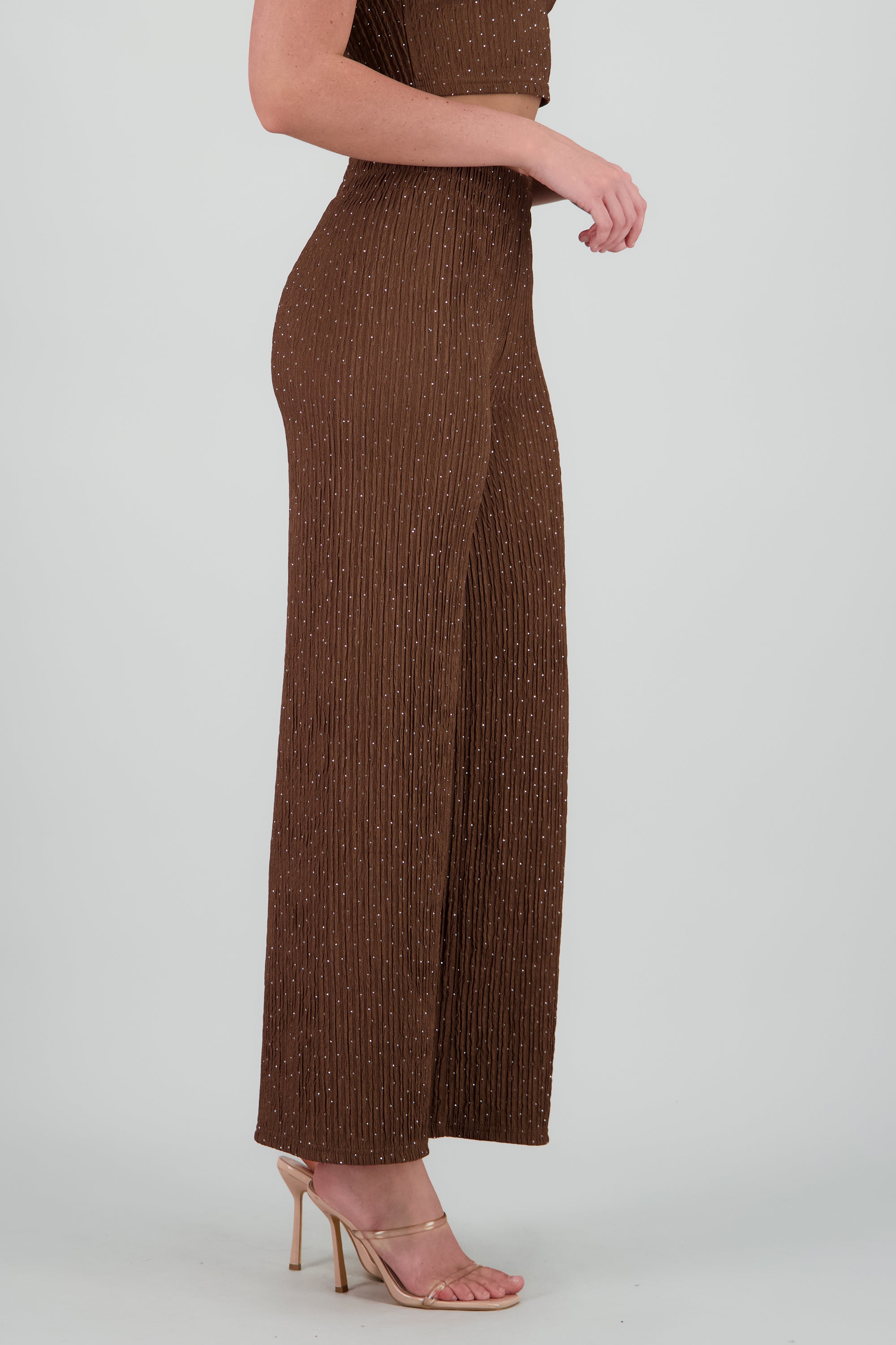 DARK BROWN