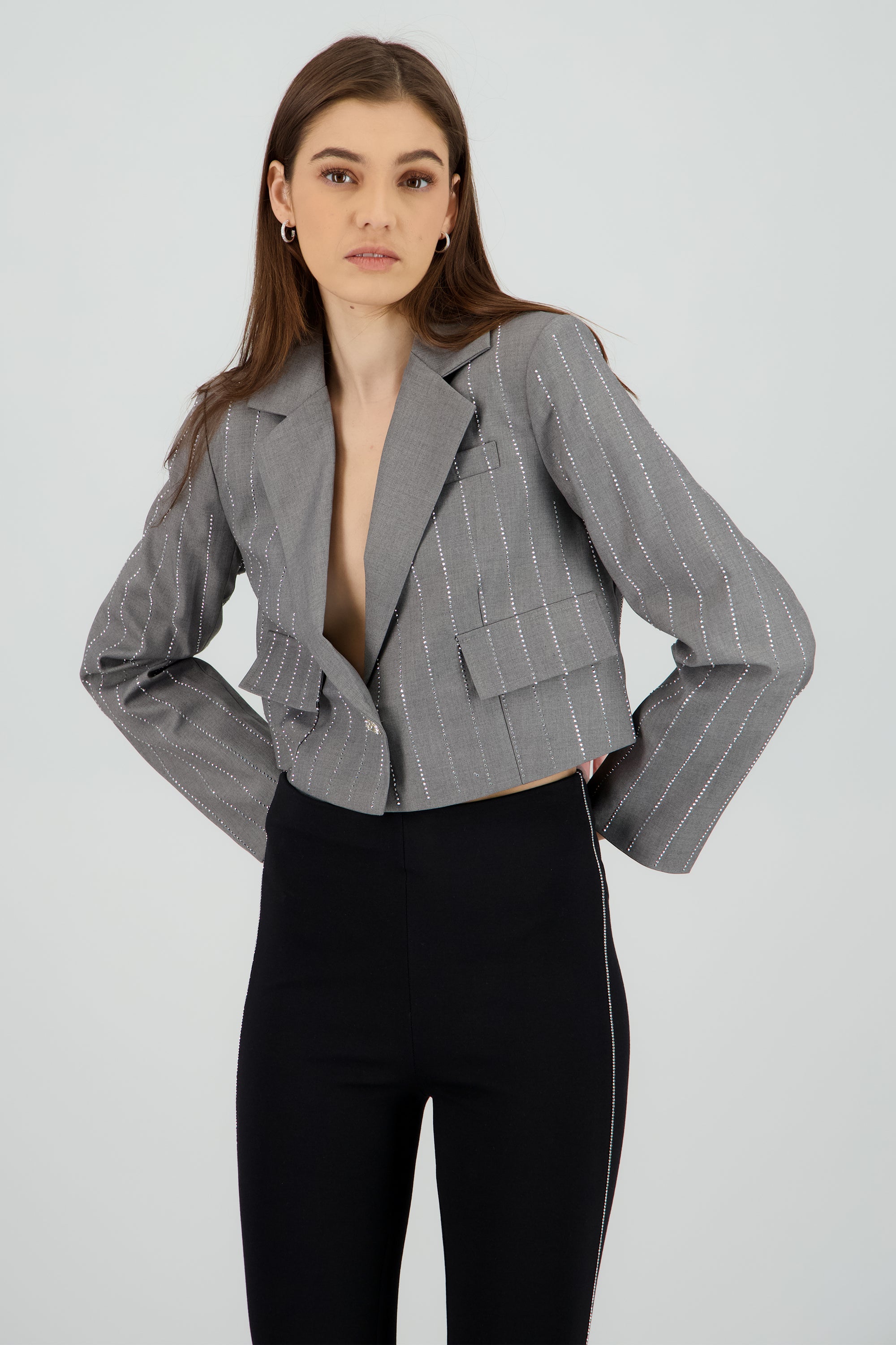 GRAY