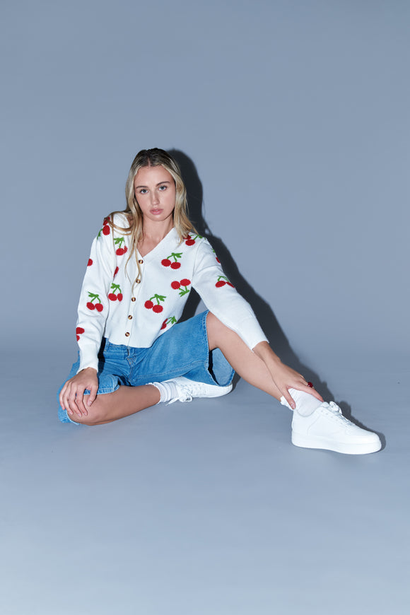 Cardigan Botones Detalle Cerezas
